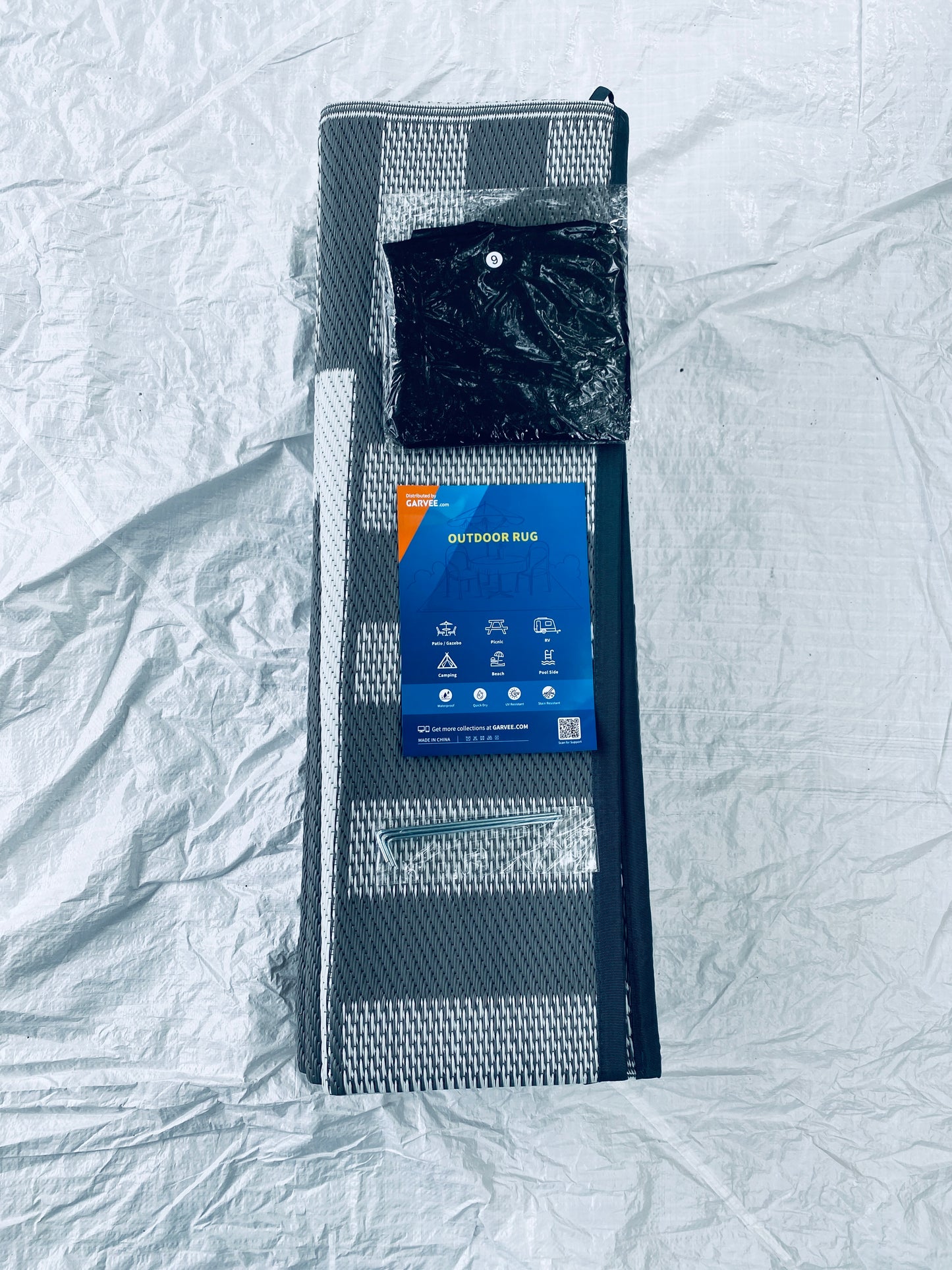 New Open Box Garvee 9’ x 18’ Waterproof Plastic Straw Reversible Outdoor Rug