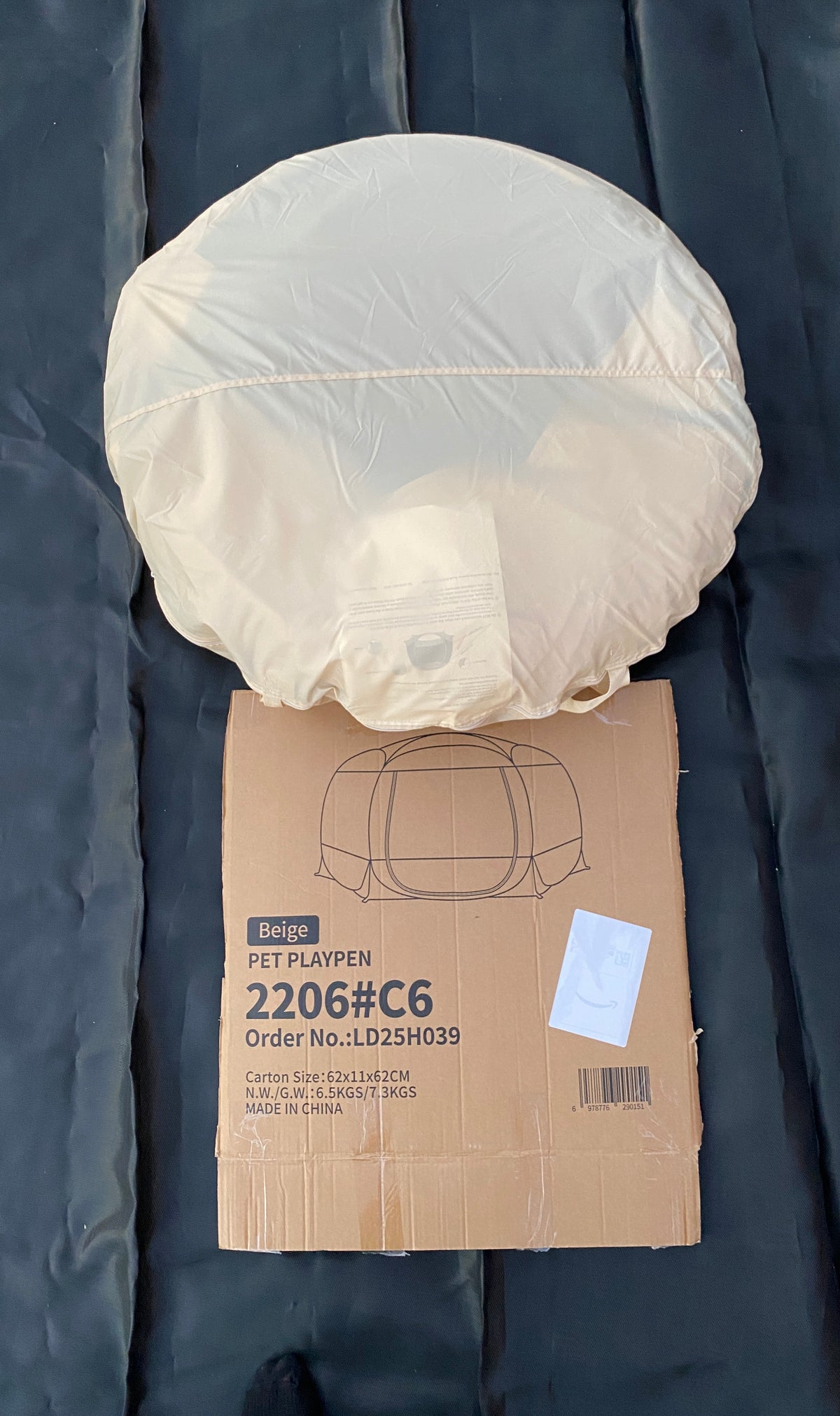 New Other EighteenTek XXLarge 10'x4.8'H Popup Portable Dog House, Beige