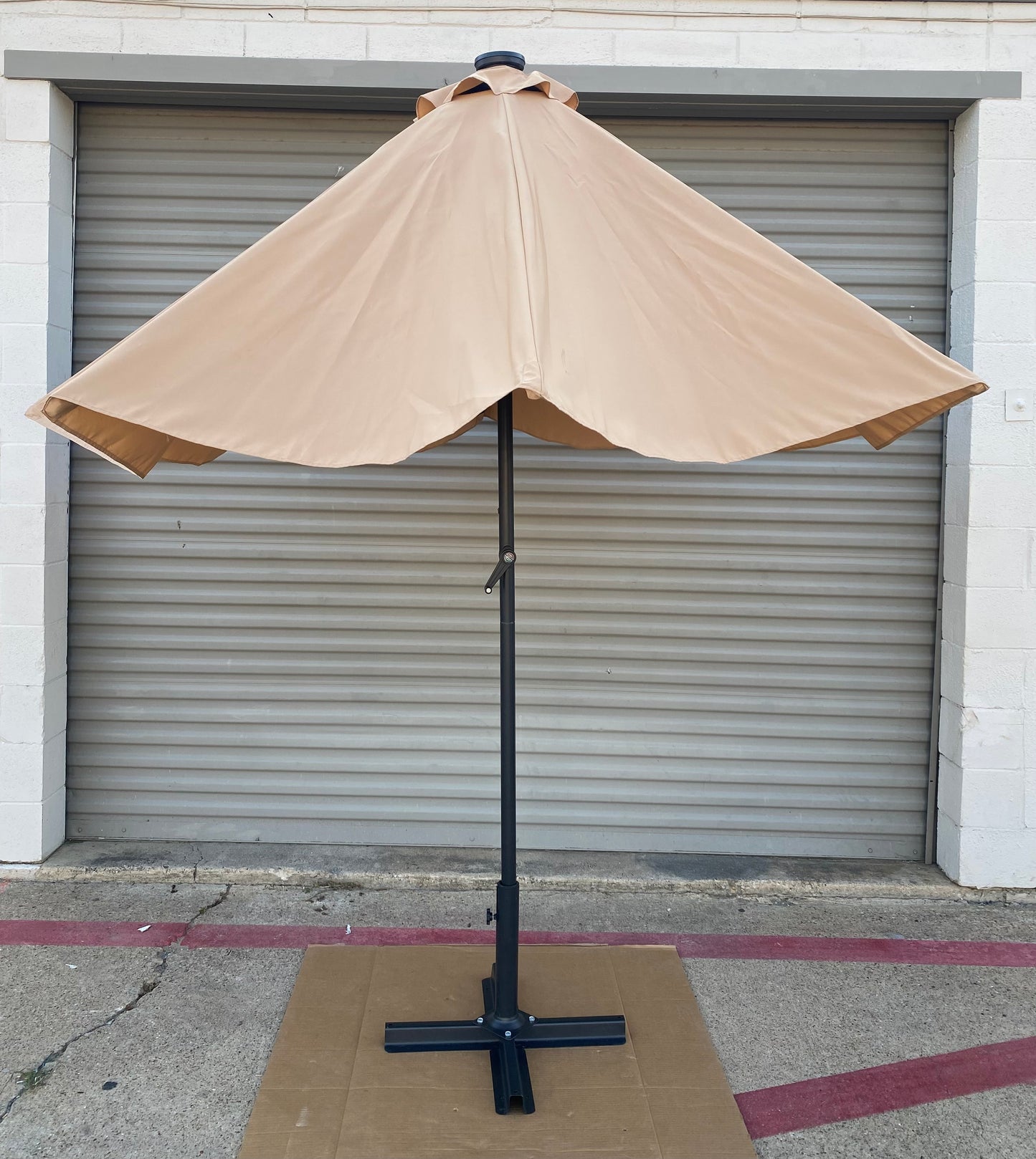 Wikiwiki 9 Foot. Solar 32 LED Lights Patio Umbrella Rectangle Crank Tan - (READ)