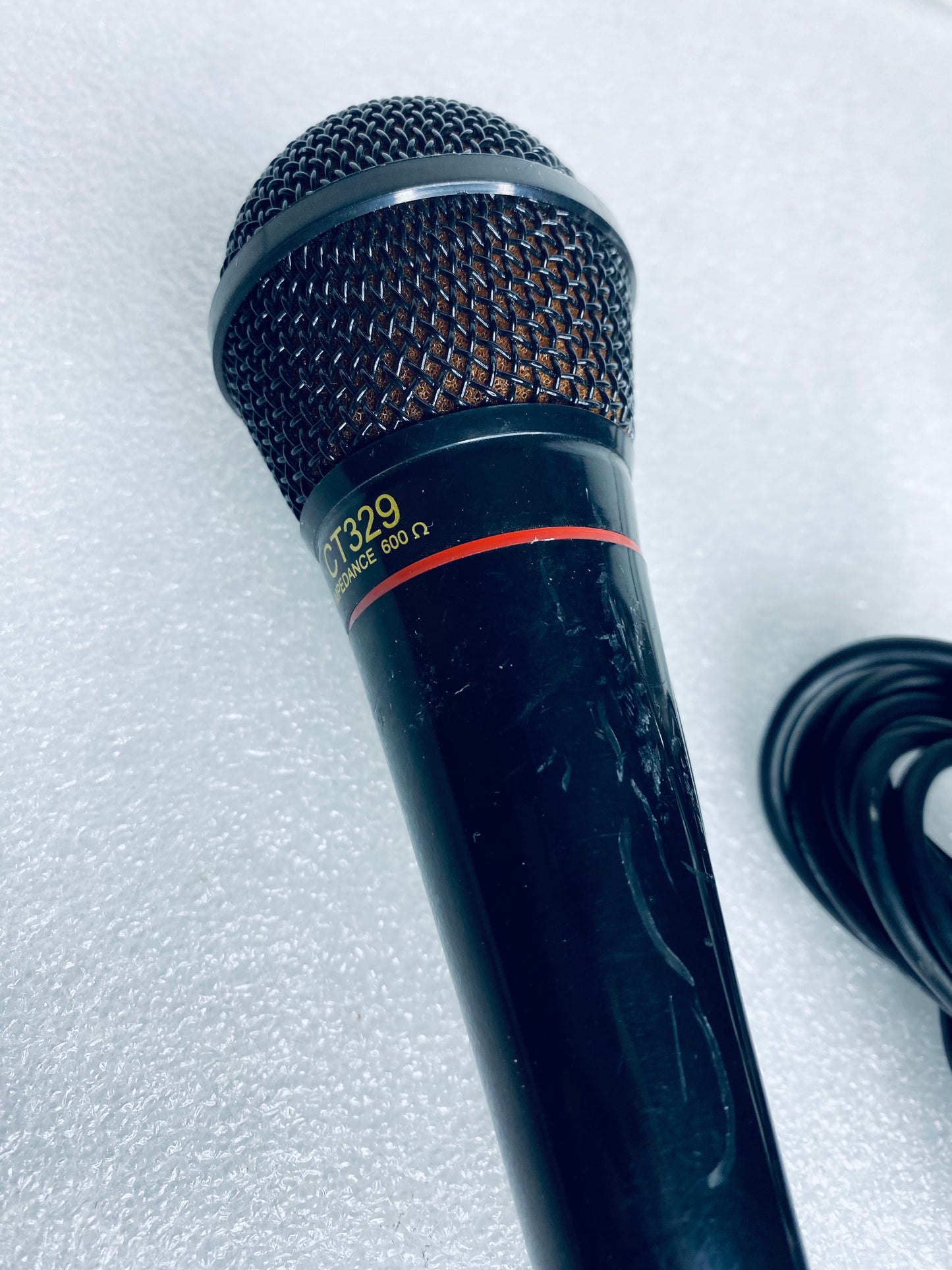 #33 - lot of 2 - Microphones (6.35mm Silver & 3.5mm Black), CT329 - (READ) - (IN CONDITION AS SHOWN)