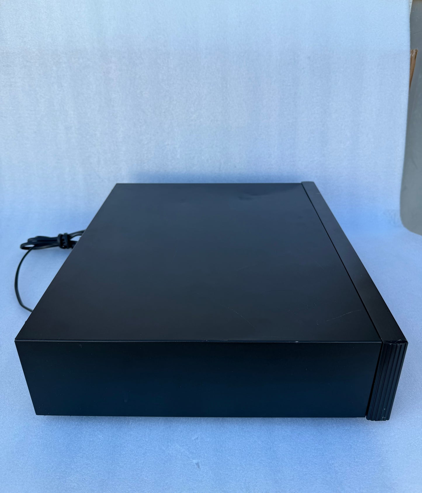 rotel 5 CD Multidisc Changer 15W, RCC-955, Black, 17" x 15" x 4" - (READ)
