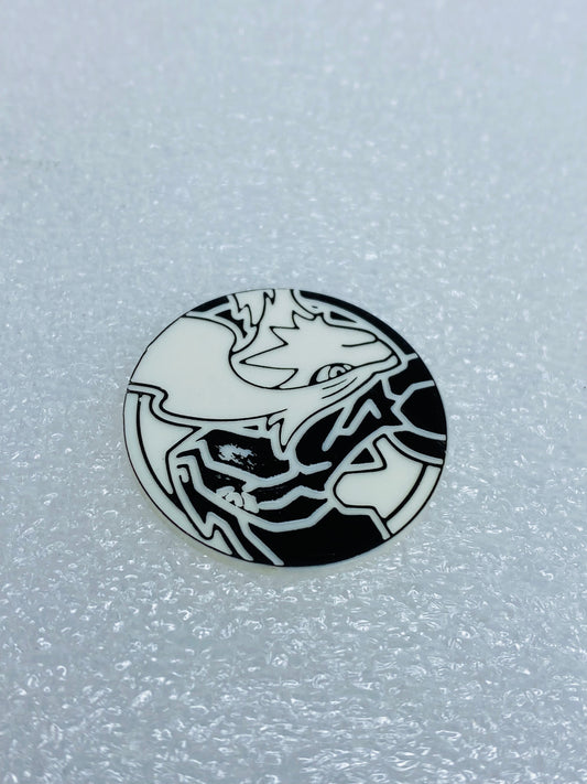 pokemon 2012 Reshiram & Zekrom Dark Explorers Black/White, 1 3/16" Coin - (READ)