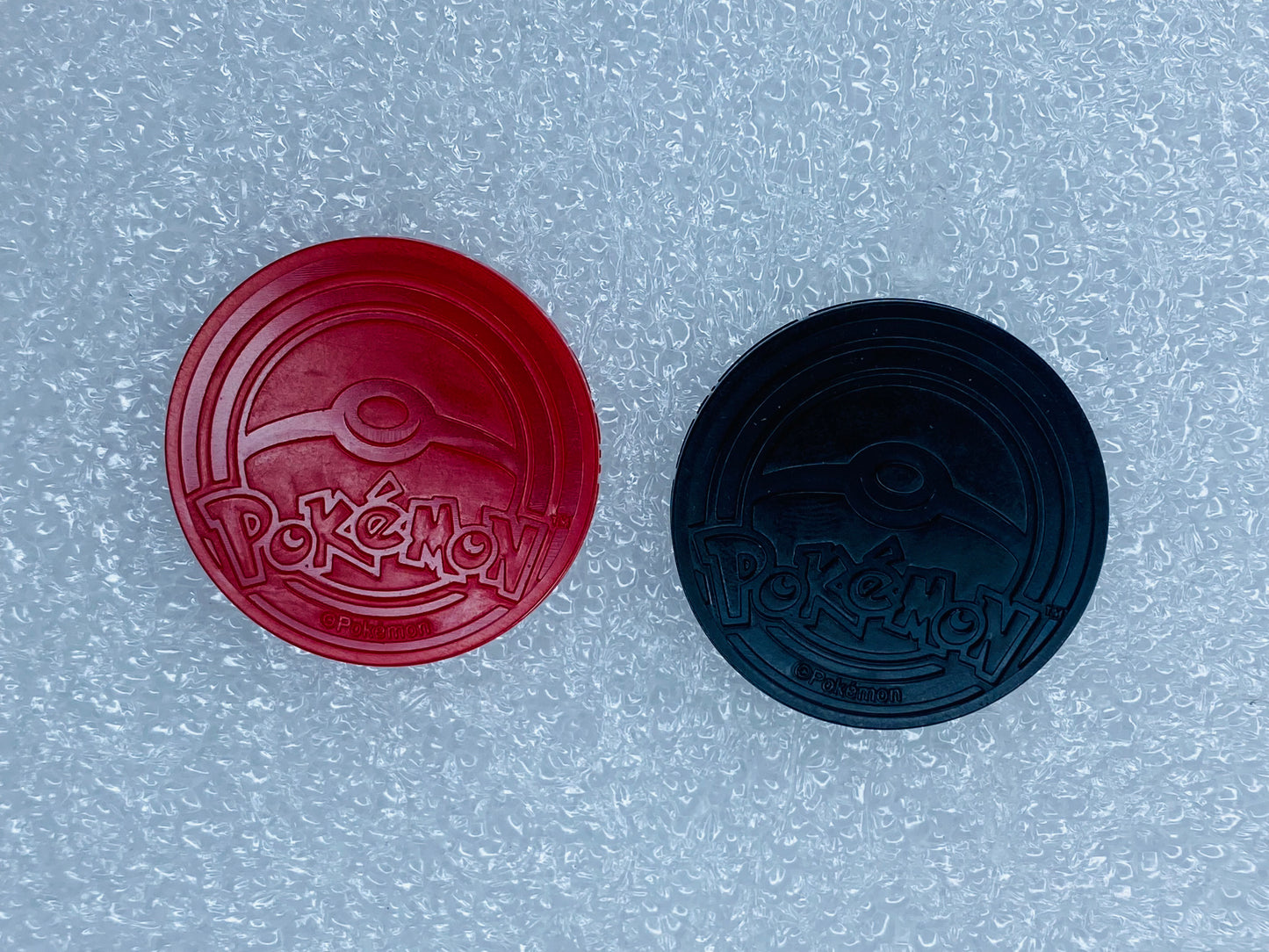 lot Of 2 Pokemon Yveltal Red & Silver/Black Cracked Chrome Color Coins - (READ)