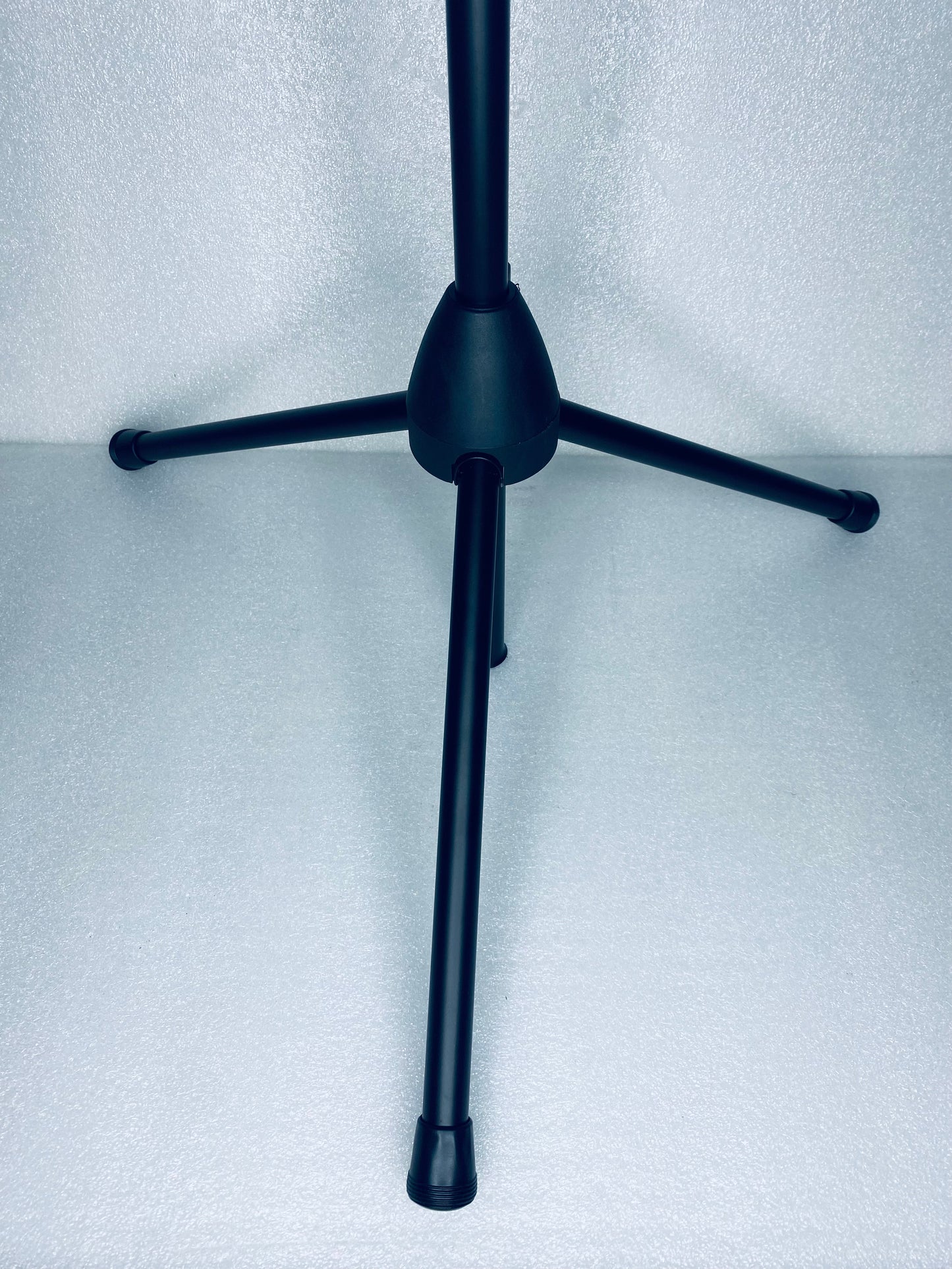 New Other-Swivl Adjustable Video Camera Tripod Floor Stand 32"-63" Black- (READ)