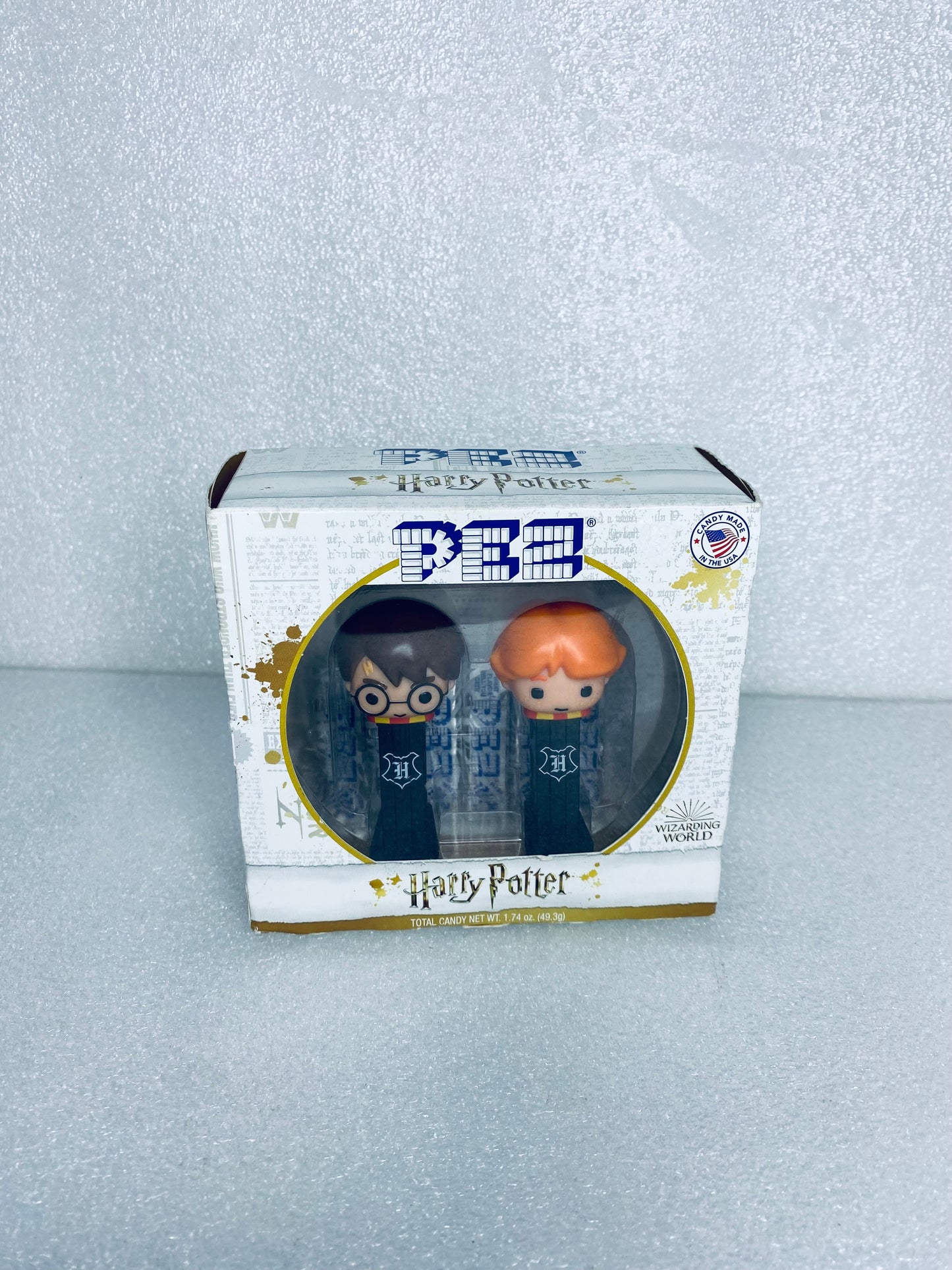 #42 - new -Harry Potter Wizarding World Mini PEZ Toy Ron & Harry, 700854- (READ) - (IN CONDITION AS SHOWN)