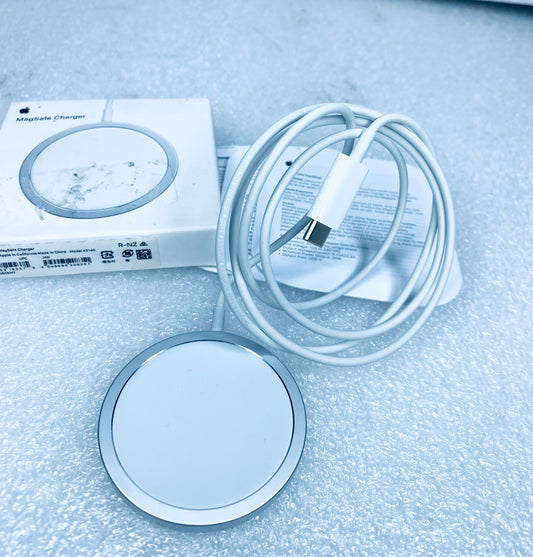 Apple MagSafe Charger A2140, MHXH3AM/A, White - (READ)