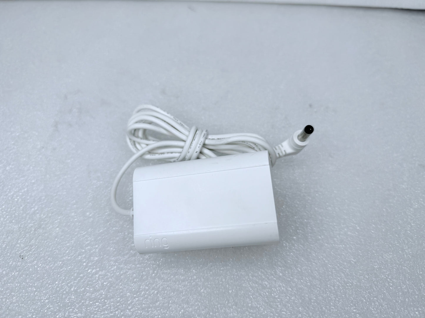 Ring 5V 6 Ft. Switching Adapter For Base Station, DSA-12PFG-05, White - (READ)