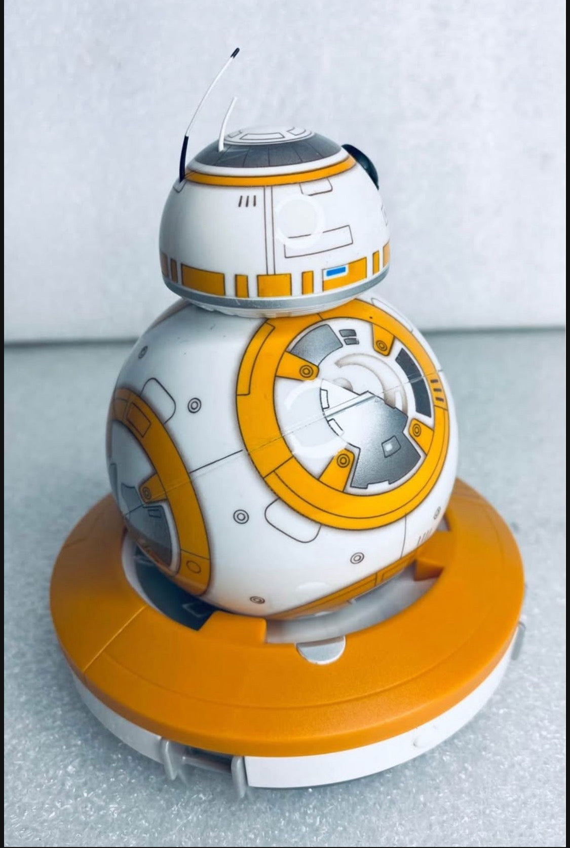 Sphero Star Wars 4" BB-8 Robot LED Color Droid With Charge Base - (READ)