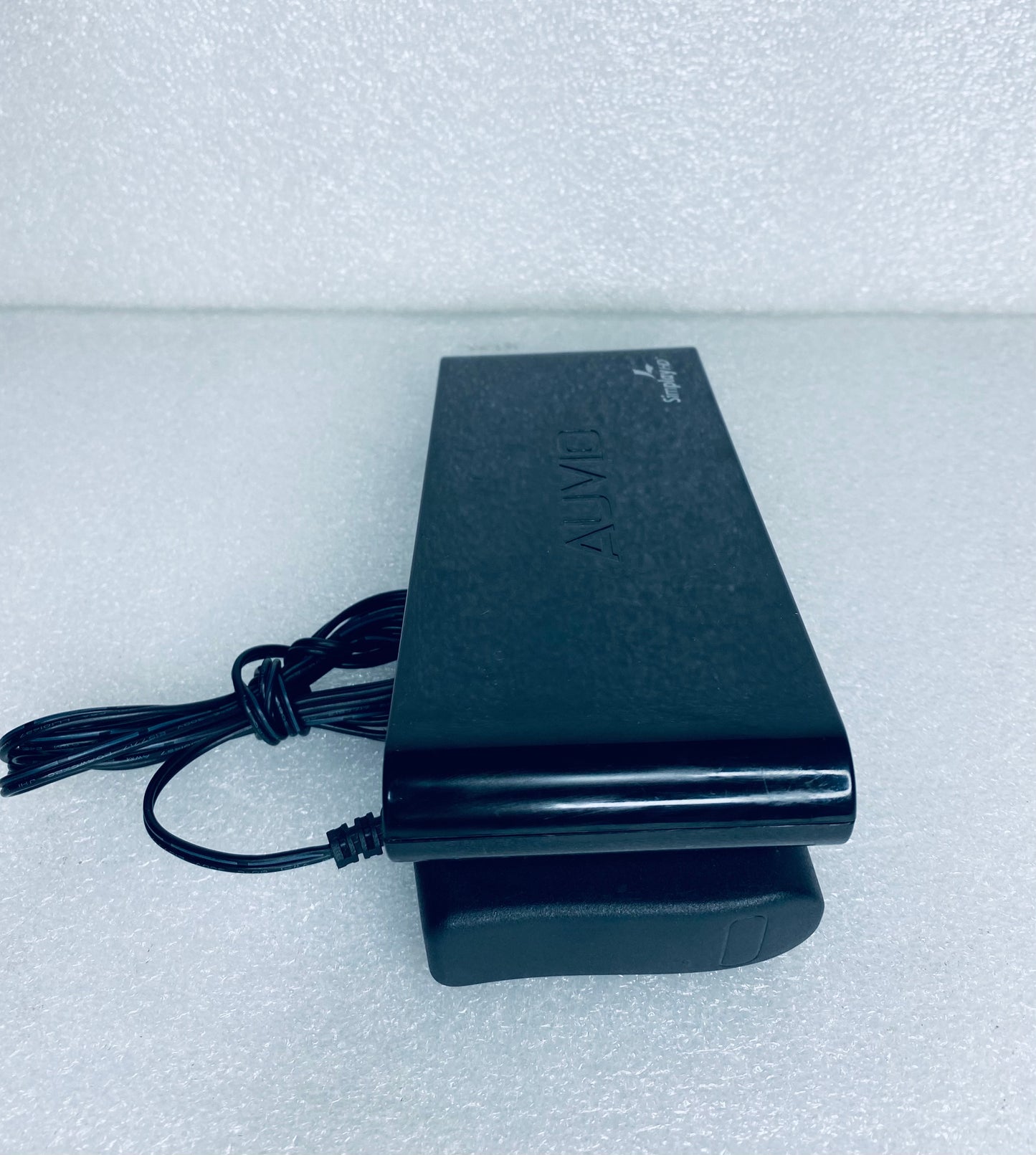 #03 - auvio 4-in & 1-out HDMI Selector Switch W/5V AC Adapter, 7" x 3", 15-318, Black - (IN CONDITION AS SHOWN)