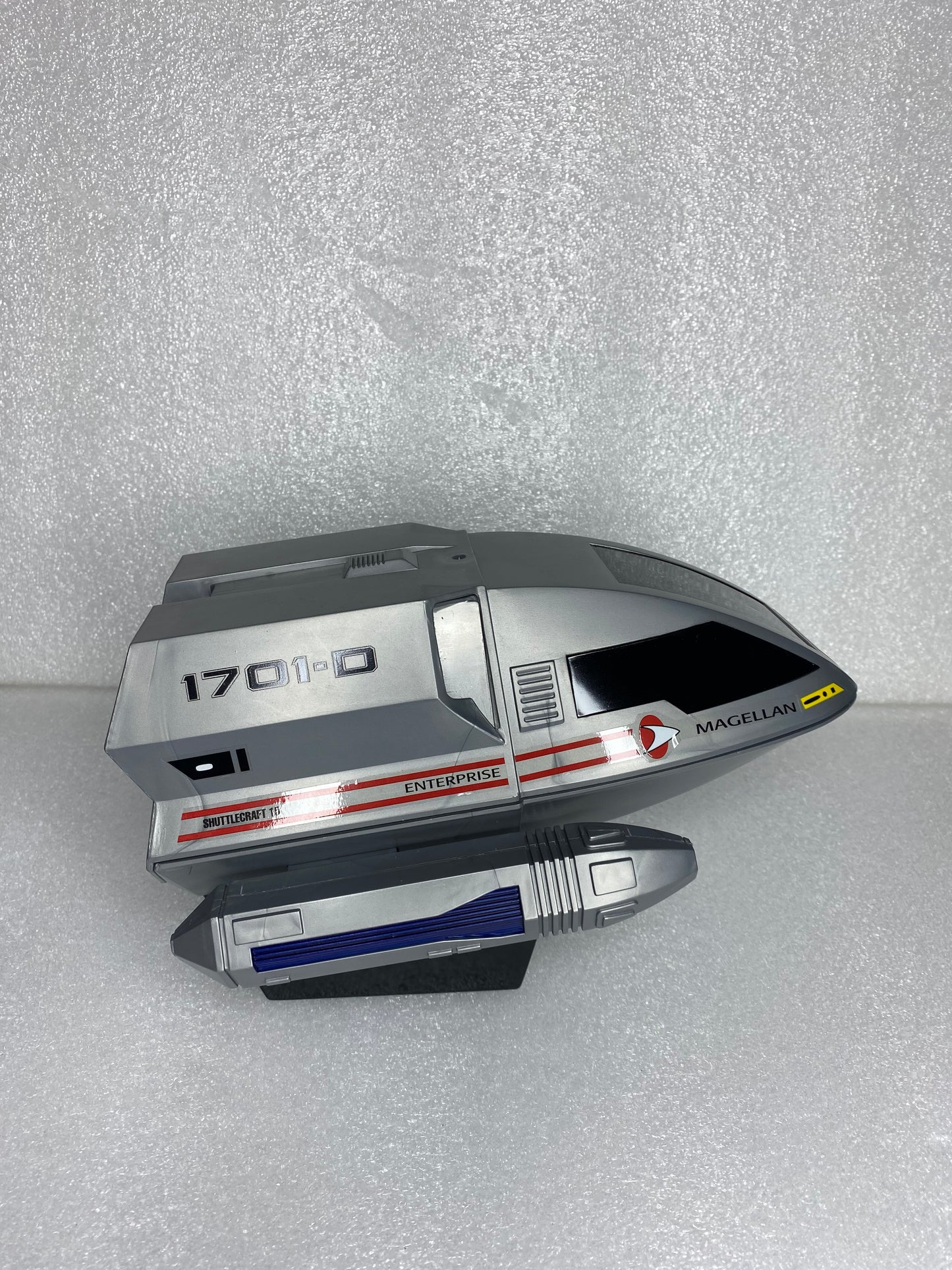 #37 - Star Trek The Next Generation 9" Shuttlecraft CD Holder, 07004 - (READ) - (IN CONDITION AS SHOWN)