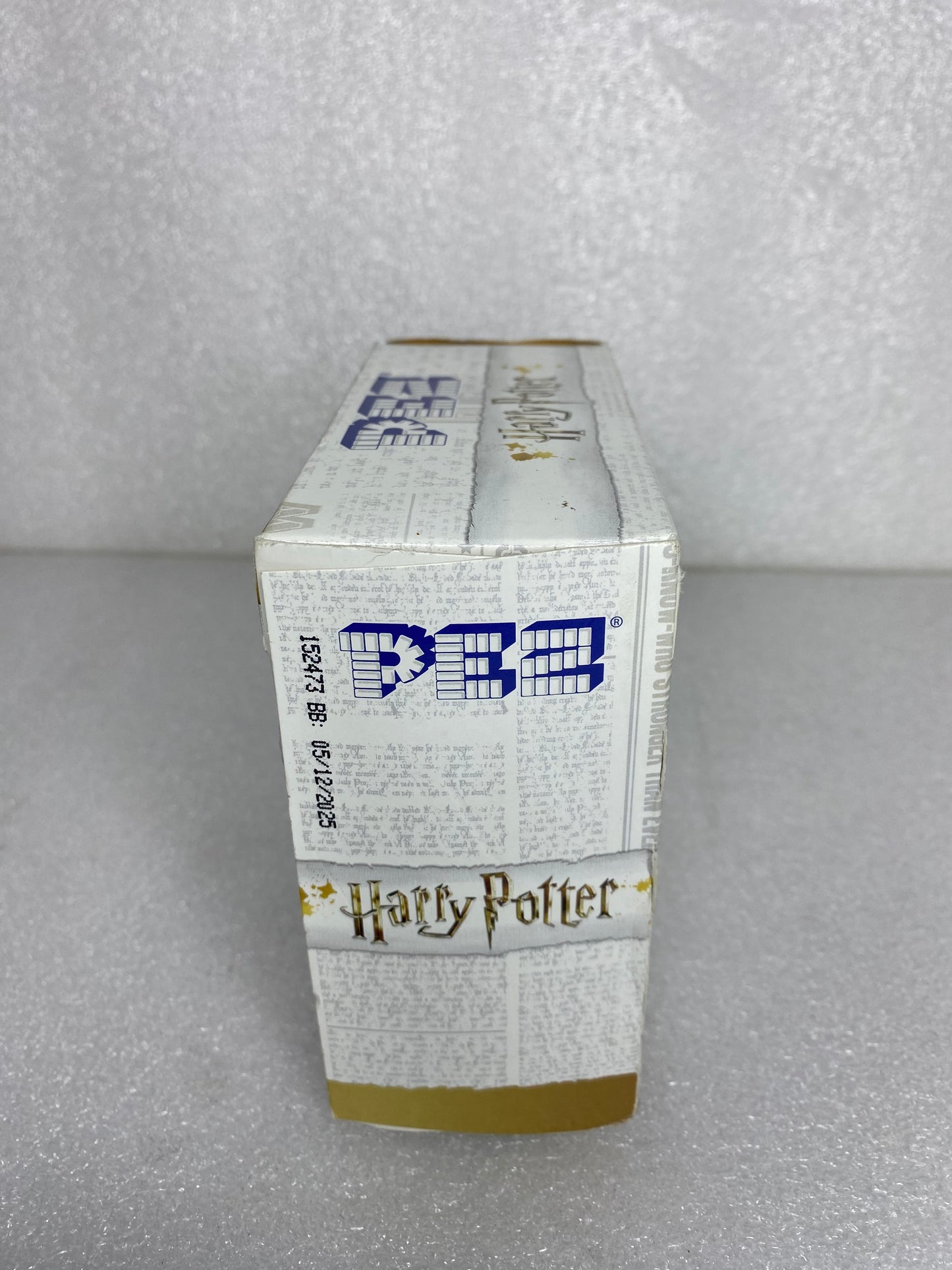 #42 - new -Harry Potter Wizarding World Mini PEZ Toy Ron & Harry, 700854- (READ) - (IN CONDITION AS SHOWN)