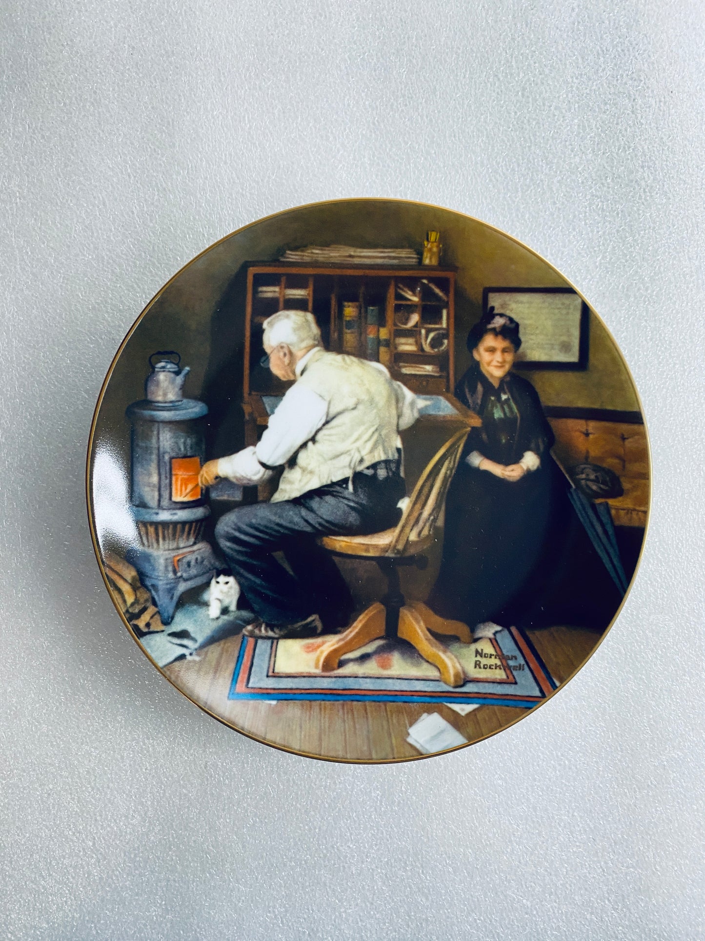 #96 - norman Rockwell "Keeping Company" 8 1/2" Decorative Plate With COA - (In Condition As Shown)