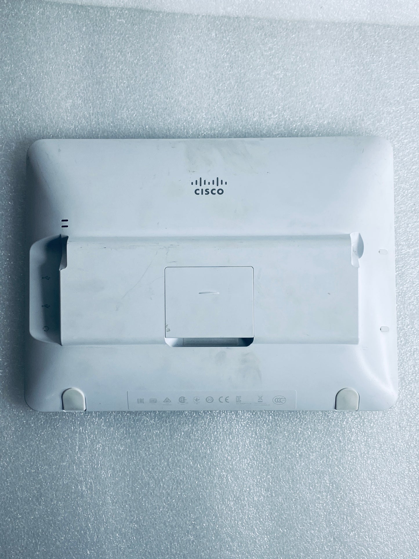 #107 - Cisco TelePresence Touch 10 Web Conference White Tablet, TTC5-09 - (READ) - (IN CONDITION AS SHOWN)$$
