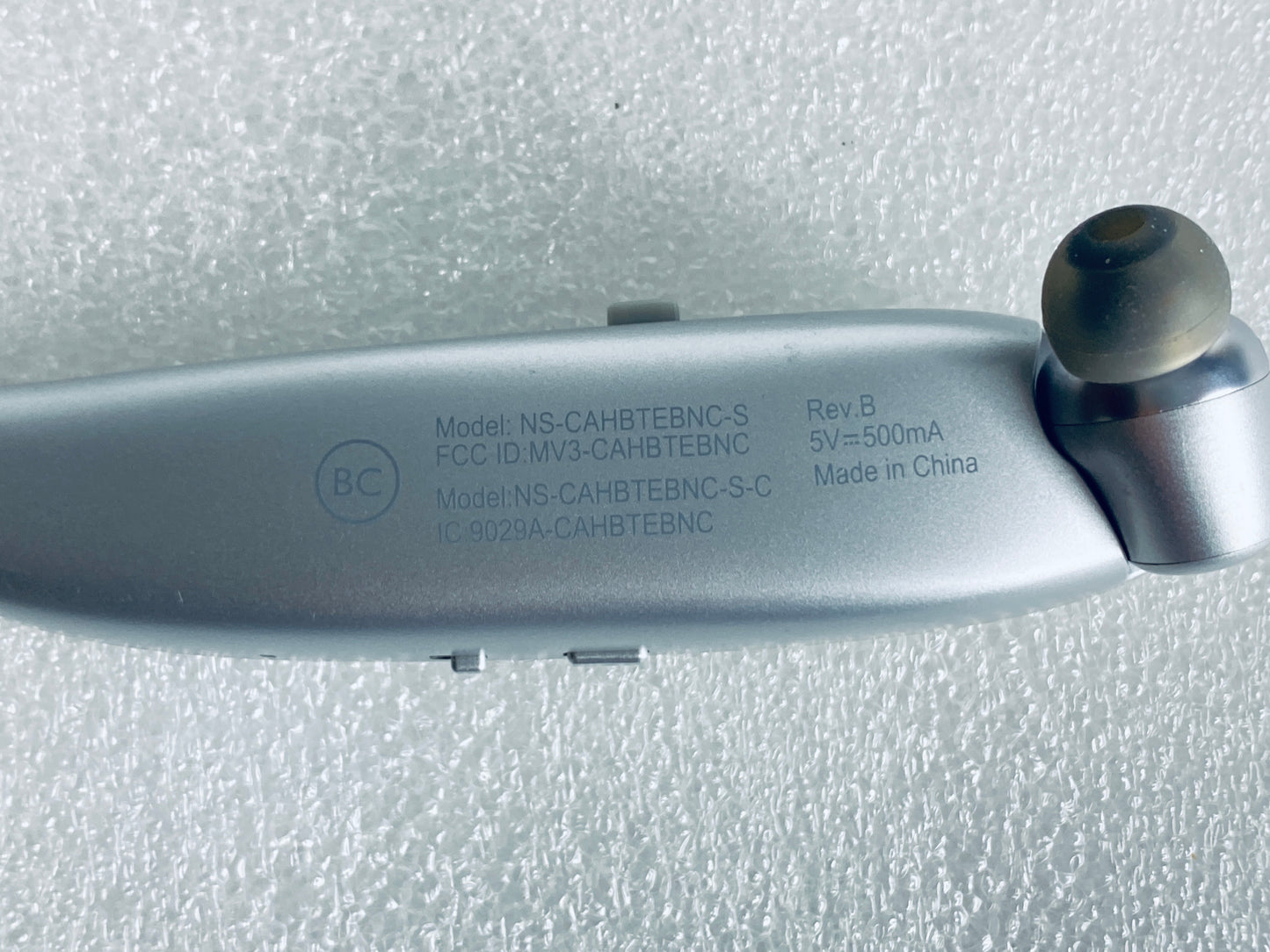 #213 - Insignia Wireless Bluetooth In-Ear Headset With Built-In Microphone, NS-CAHBTEBNC-S - (IN CONDITION AS SHOWN)