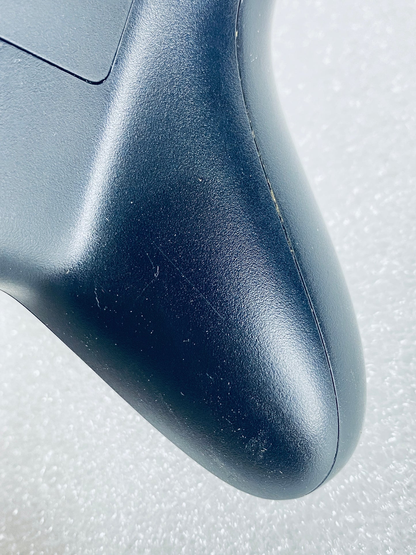 Microsoft Xbox One S 1TB White System/Console With Black Wireless Controller