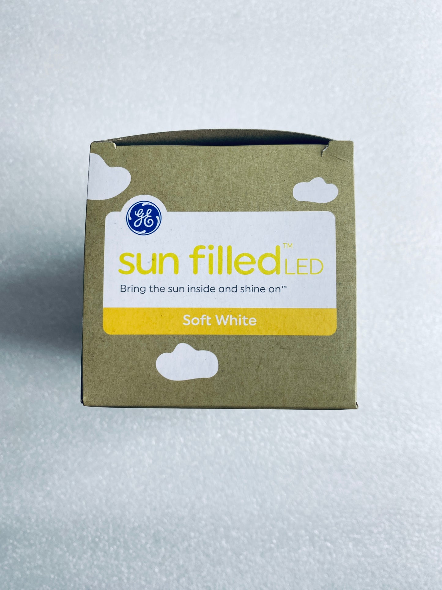 Lot Of 2 - New GE Wellness Sun Filled LED 840 Lumens A21 Medium Base Light Bulbs