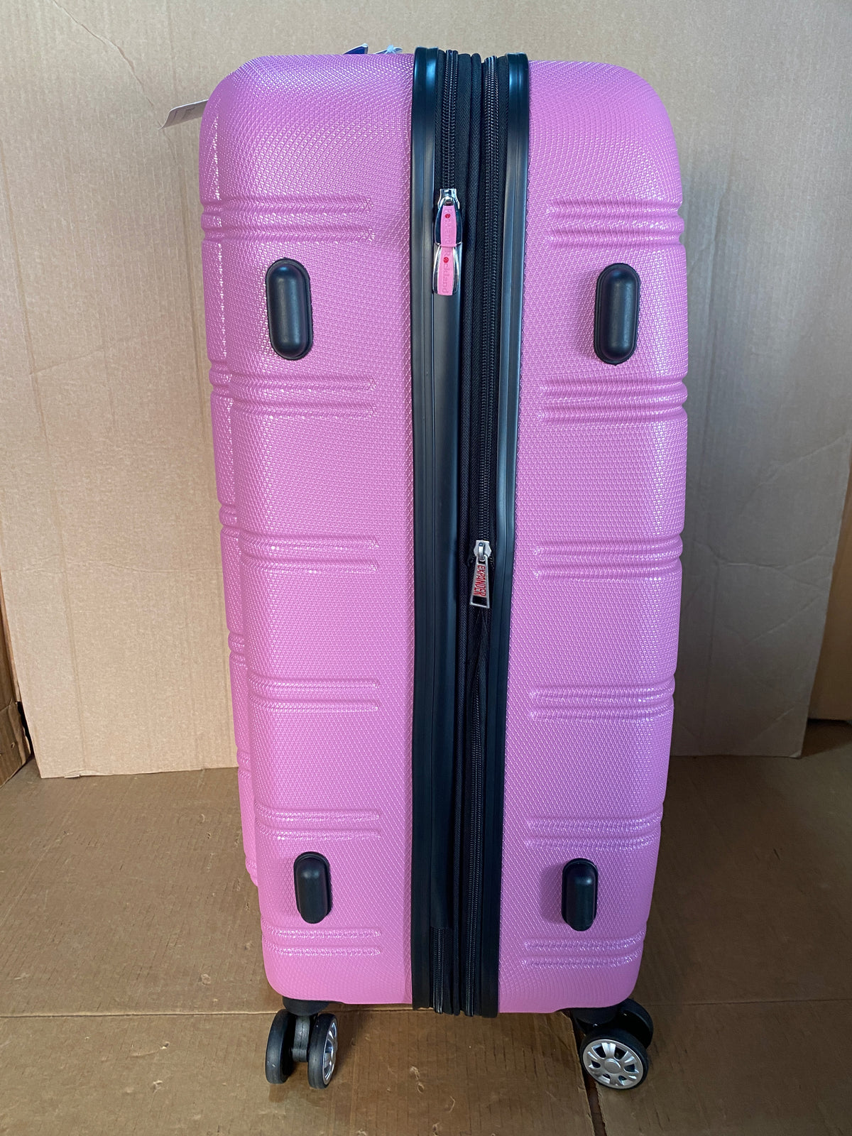 Set Of 3 - New Open Box Rockland Melbourne Expandable Spinner Wheel Luggage Set
