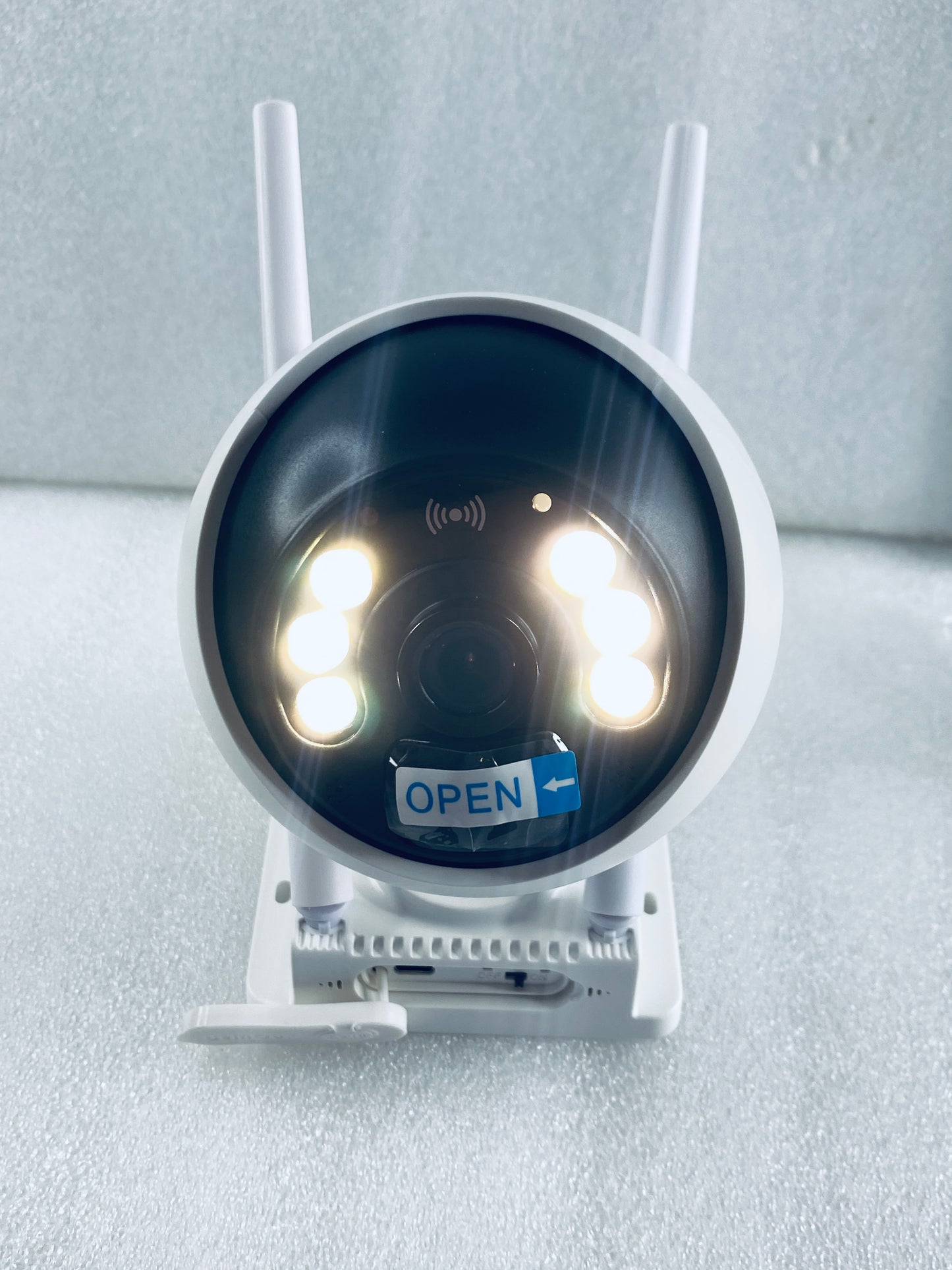 New Open Box VStarCam 1080P (3MP) IP Camera With Solar Charger, White