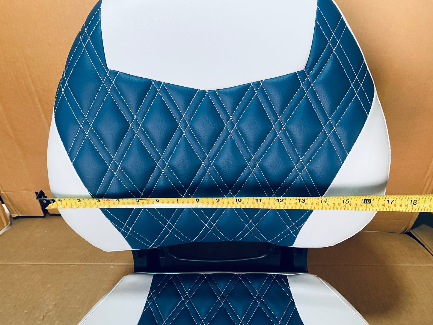 New Other Lippert Folding Pontoon Boat Seat With Contoured Foam Cushioning