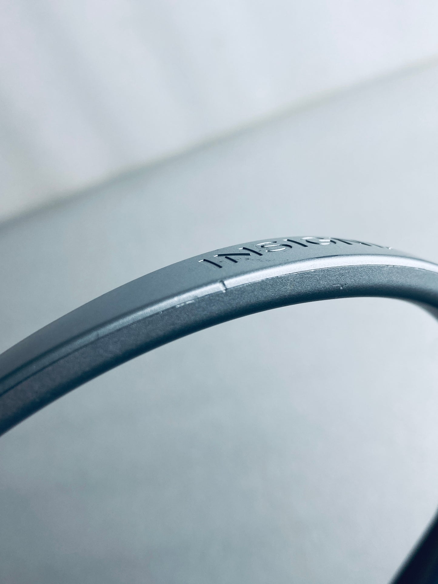 insignia Bluetooth Silver Noise-Canceling Wireless In-Ear Headset NS-CAHBTEBNC-S