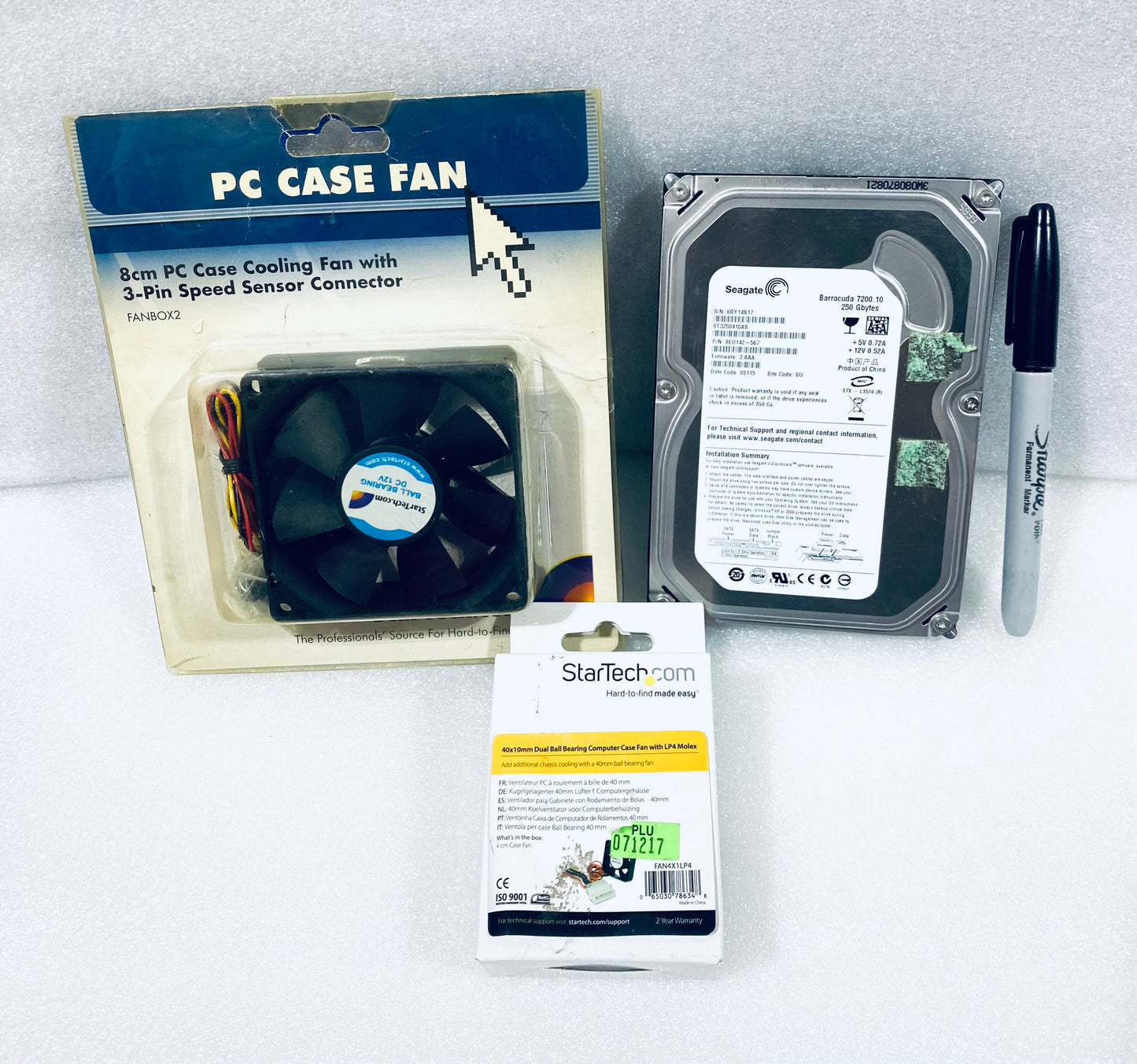 #93 - Lot Of 3 - Mixed Electronic Items - (IN CONDITION AS SHOWN) - (READ)