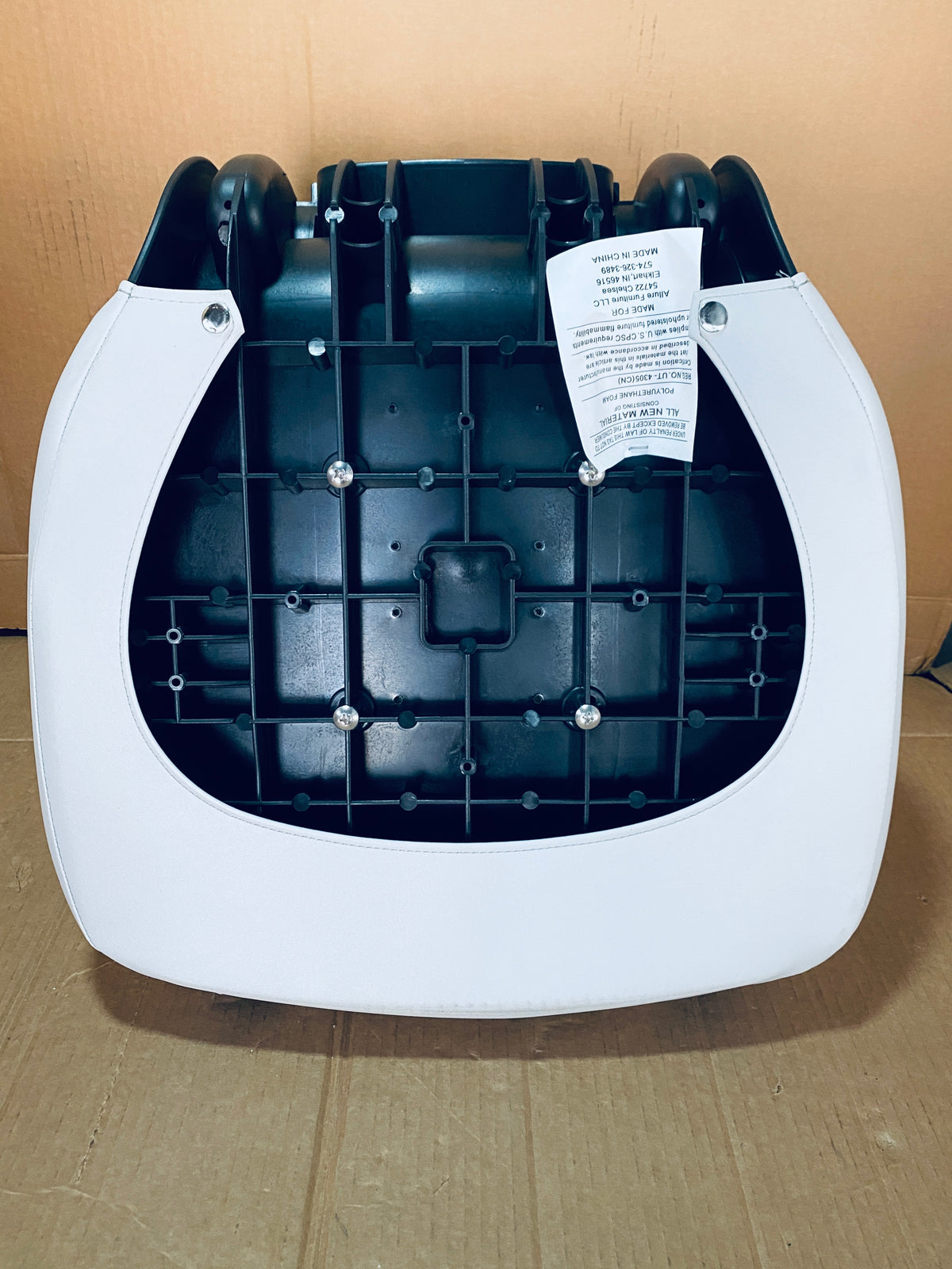 New Other Lippert Folding Pontoon Boat Seat With Contoured Foam Cushioning