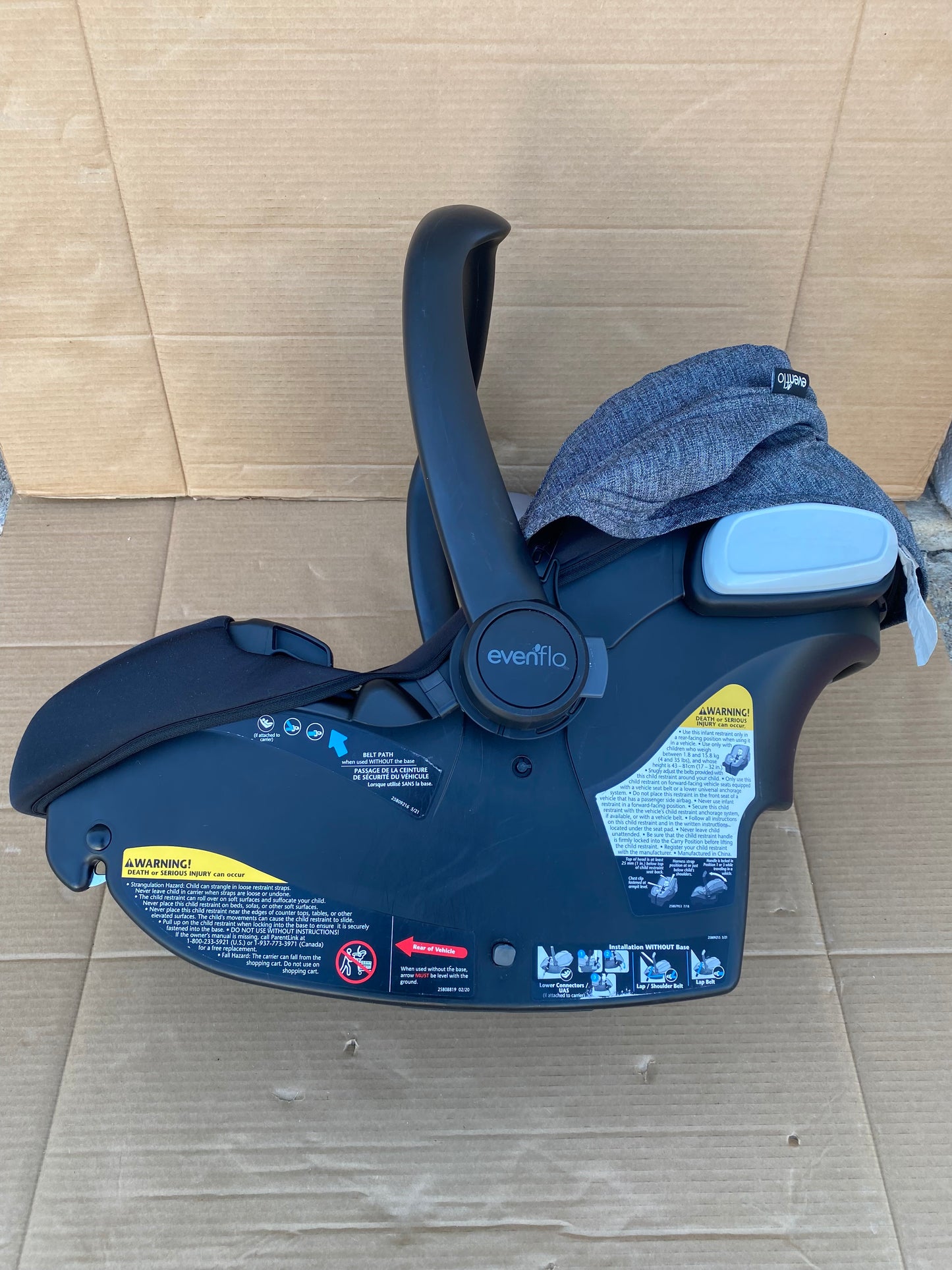 evenflo Litemax Pivot Pro Series 2.0 Infant Car Seat, Devon Gray - (READ)