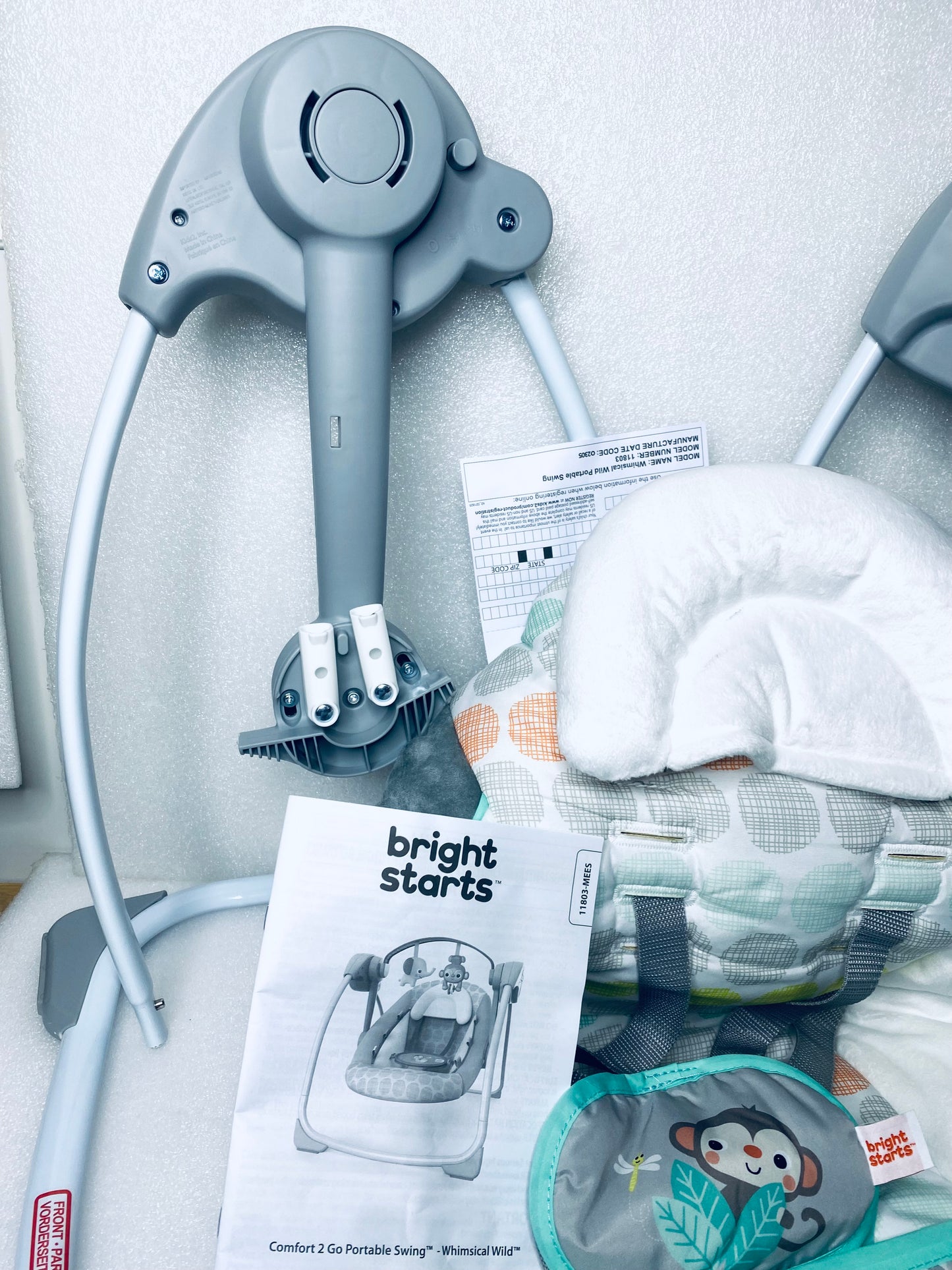Bright Starts Automatic 6-Speed Portable Baby Swing, Whimsical Wild