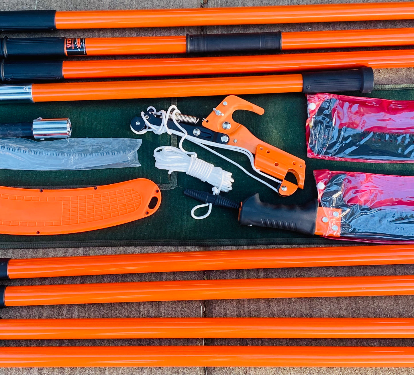 New Other Vevor 7.3-27’ Extendable Manual Pole Saw/Pruner Steel Blade & Scissors