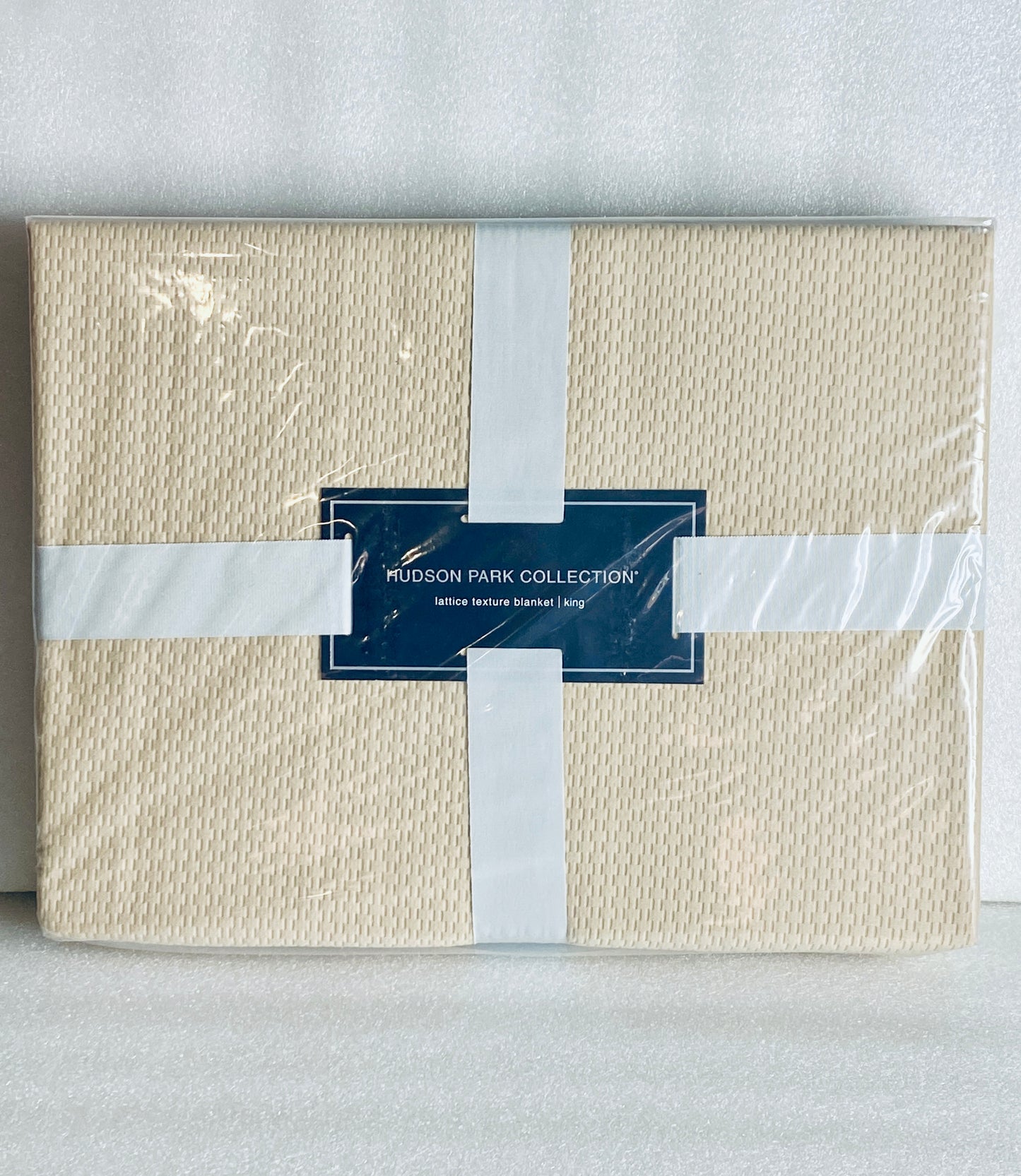 New - Hudson Park Collection King Pebble Lattice Texture Blanket, 108" x 90"