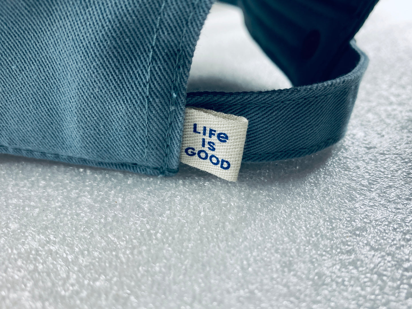 New Life Is Good Adult Unisex Vintage Smokey Blue Oval Chill Cap, Size OS