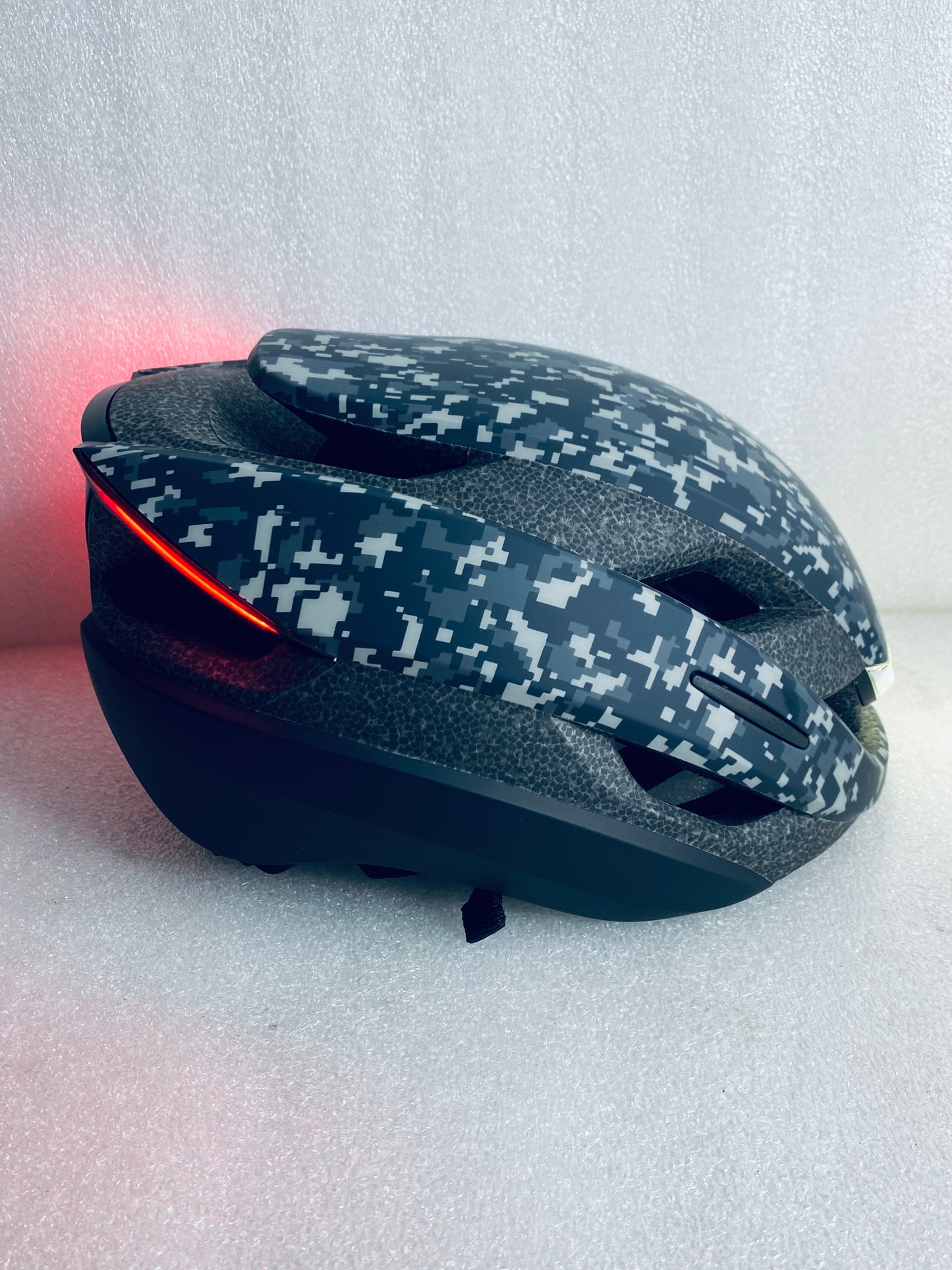 New Other Lumos Ultra Size M/L Bluetooth Digital Camo Smart Helmet With Remote