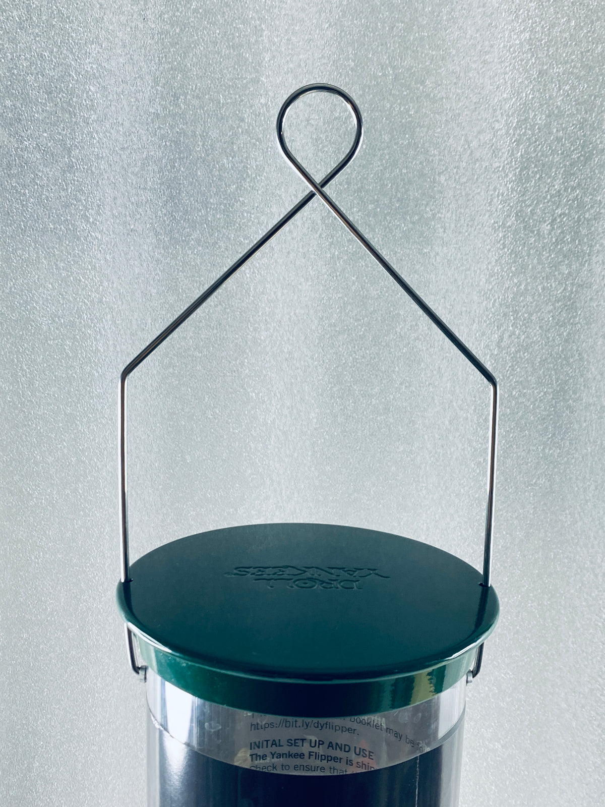 Droll Yankees Squirrel Proof Rechargeable 5lb Bird Feeder For Outdoors - (READ)