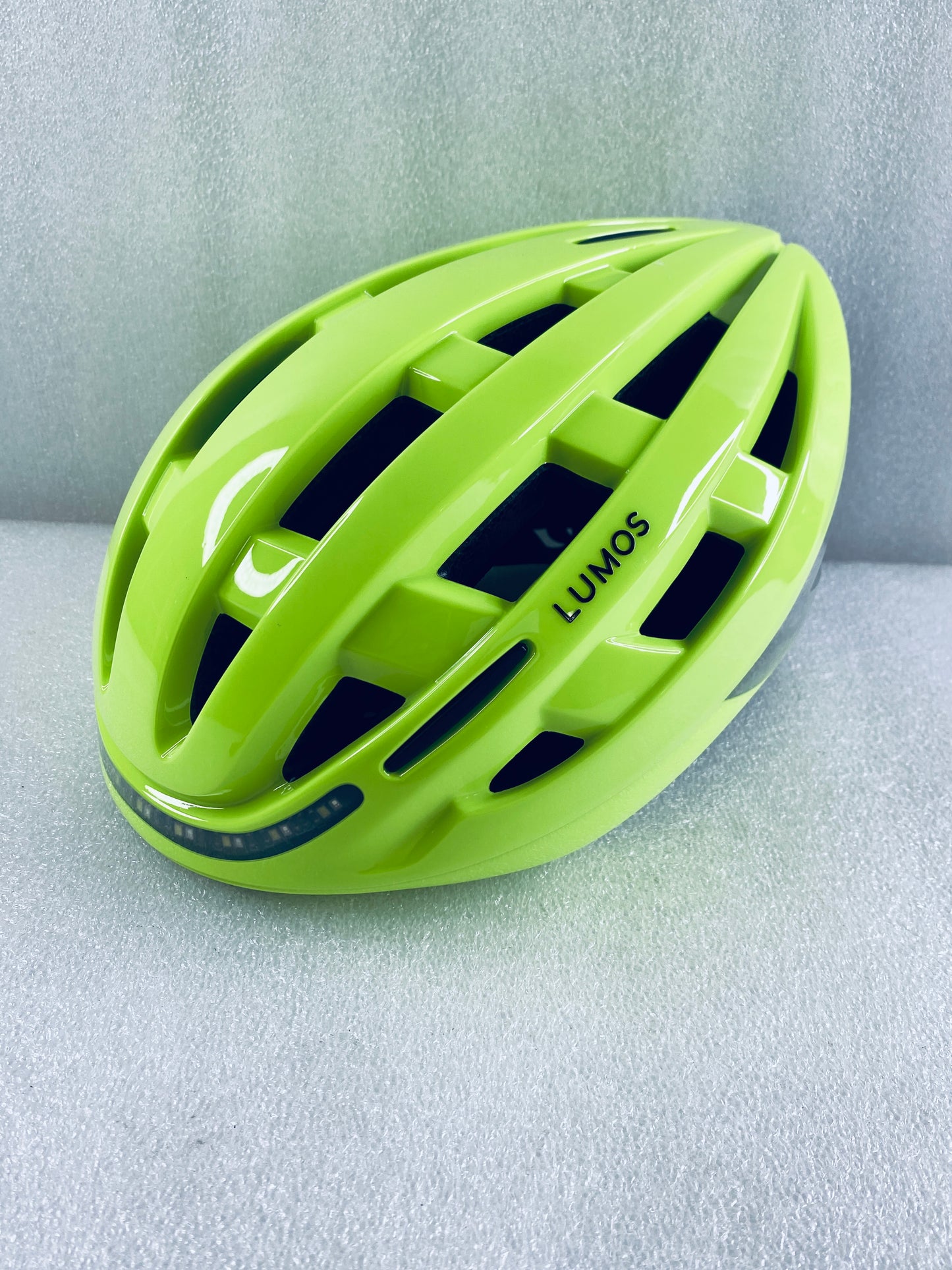 New Other Lumos Kickstart II M/L Electric Lime Smart Bike Helmet With Remote