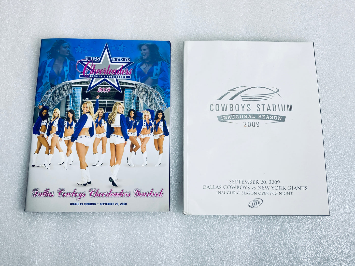 Dallas Cowboys Cheerleaders YearBook America's Sweethearts Sep, 2009