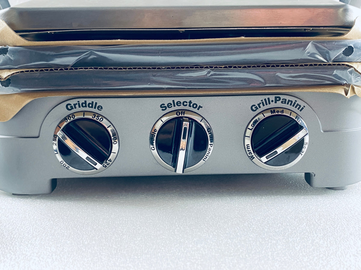 New Open Box Cuisinart Indoor 5-in-1 Griddler Grill With Nonstick Cooking Plates
