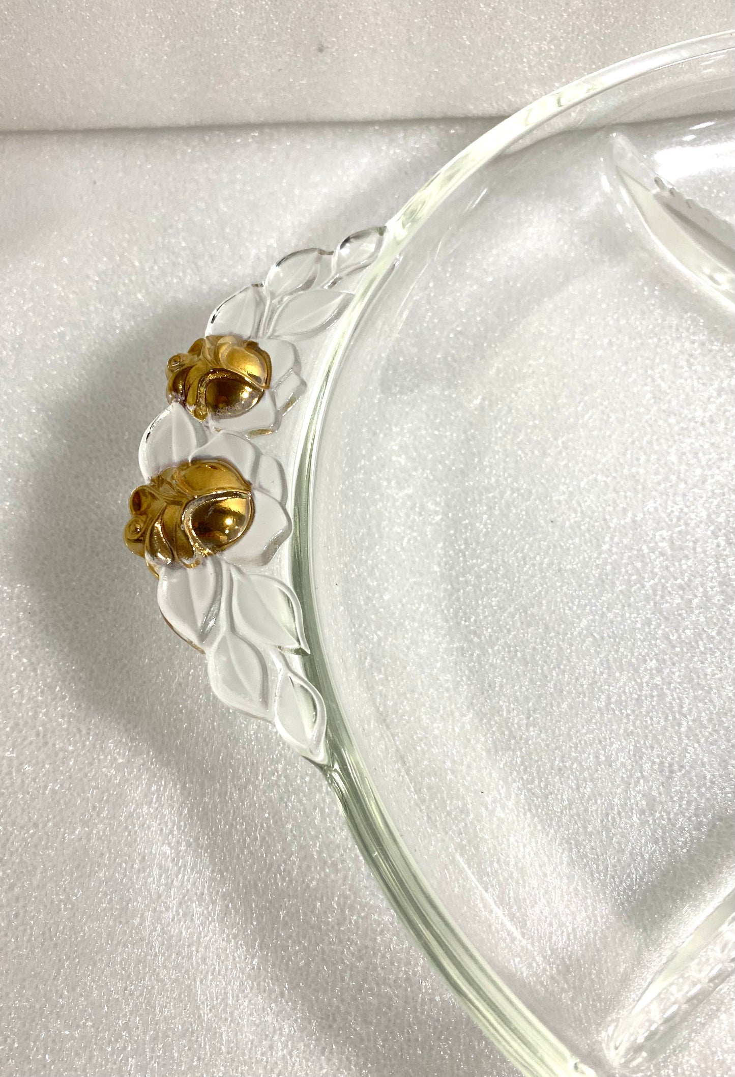 new Other - Mikasa Gilded Rose 16 1/2'' Chip & Dip Platter Serving Tray