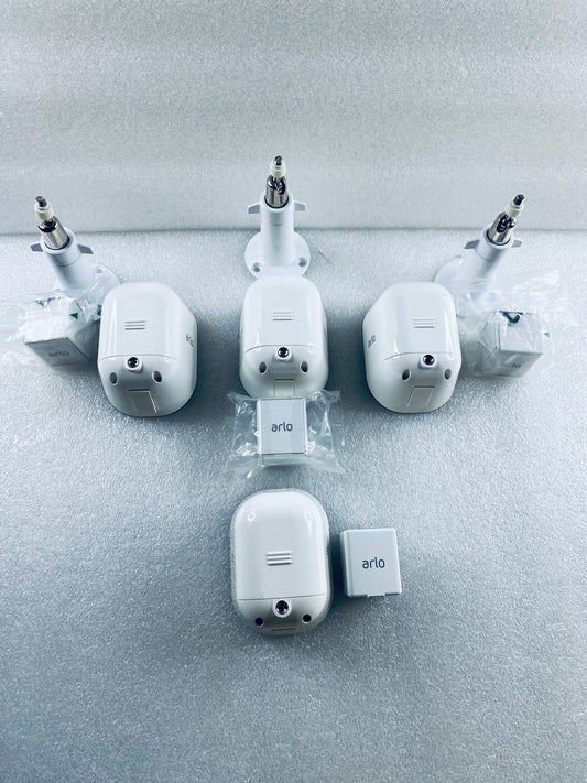 Lot Of 4–NetGear Arlo In/Outdoor Smart Security Lights W/ Mounts & Batteries