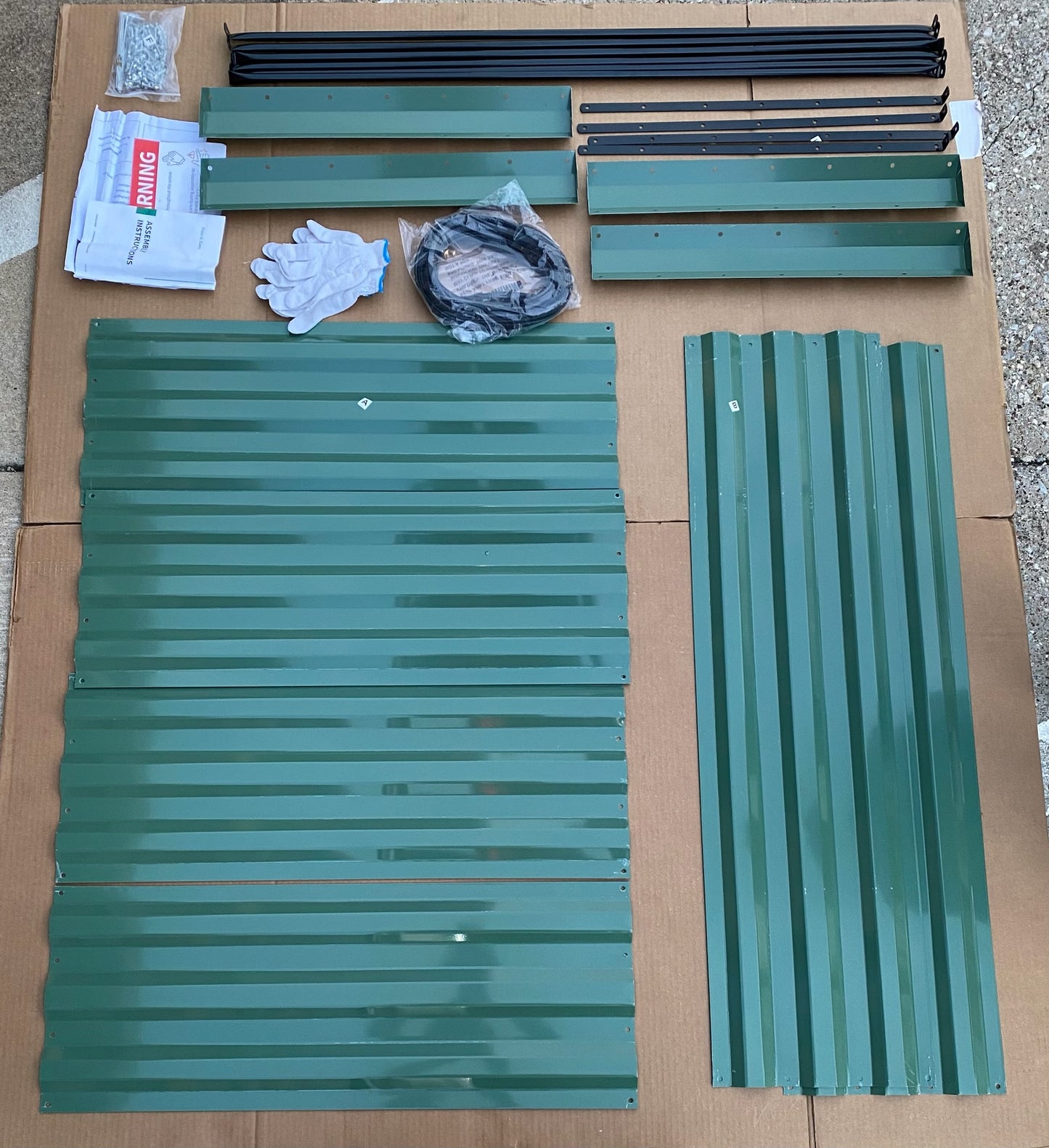 New YITAHOME 8’ x 4’ x 2’ Galvanized Raised Garden Bed/Metal Planter Box, Green