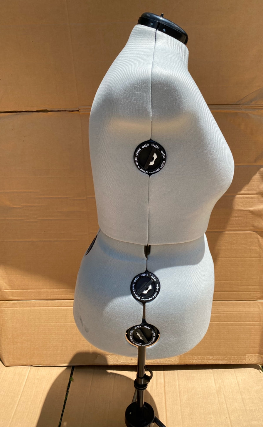 Dritz Twin-Fit Full-Figure Adjustable Dress Form Female Clothing Mannequin