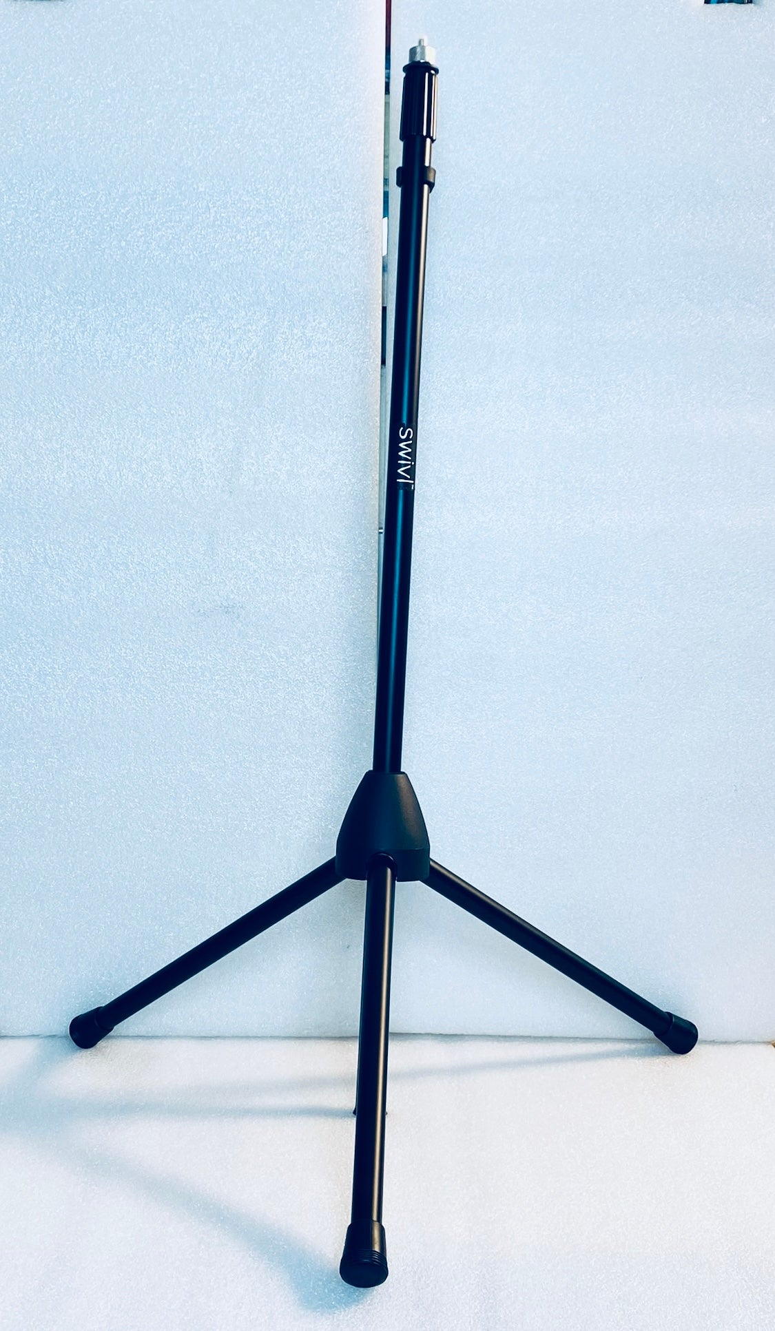 New Other Swivel Adjustable Black Video Camera Tripod Floor Stand, 32"-63"