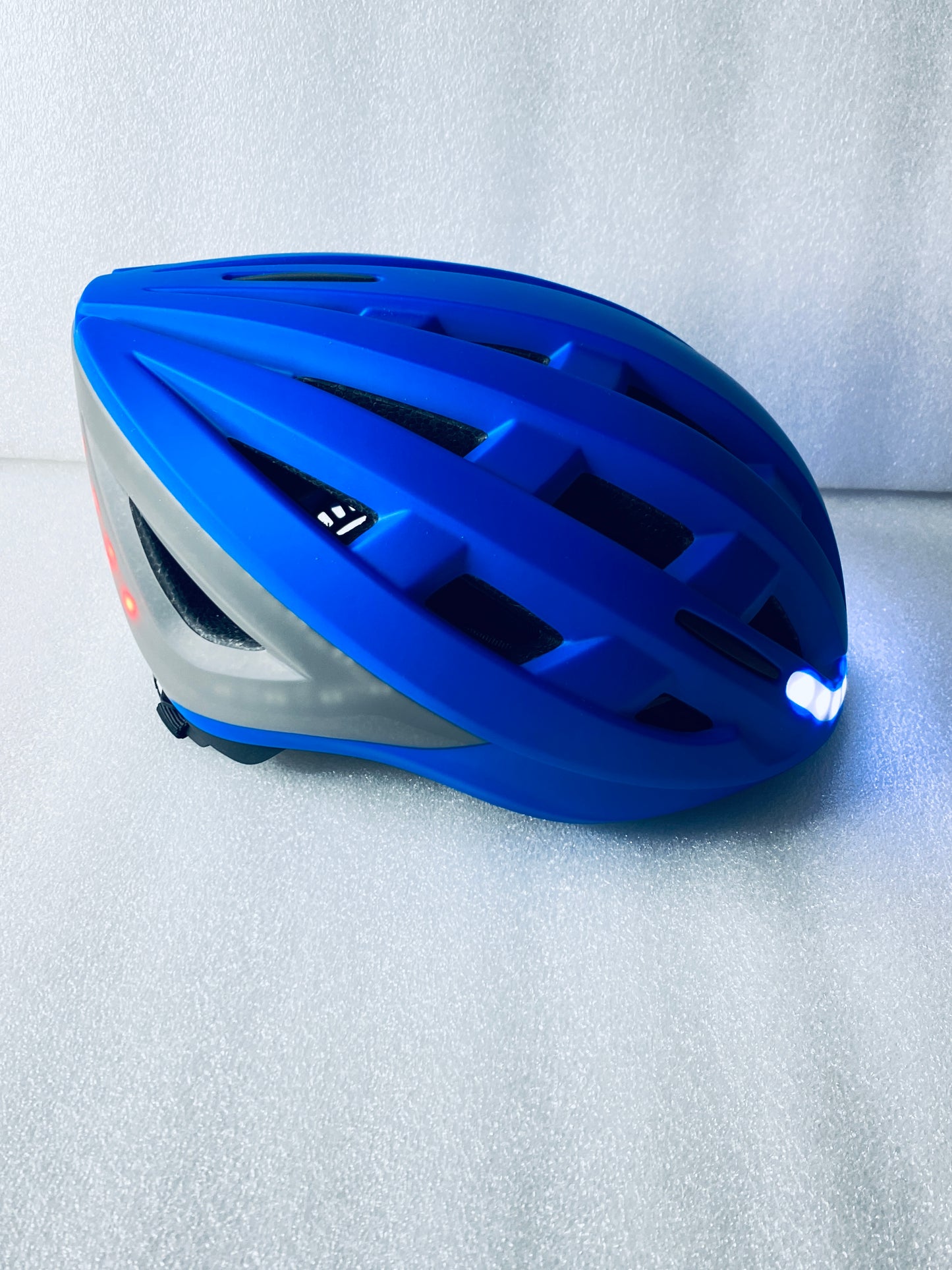 New Other-Lumos Kickstart M/L Bluetooth Blue Smart Bike Helmet With Remote