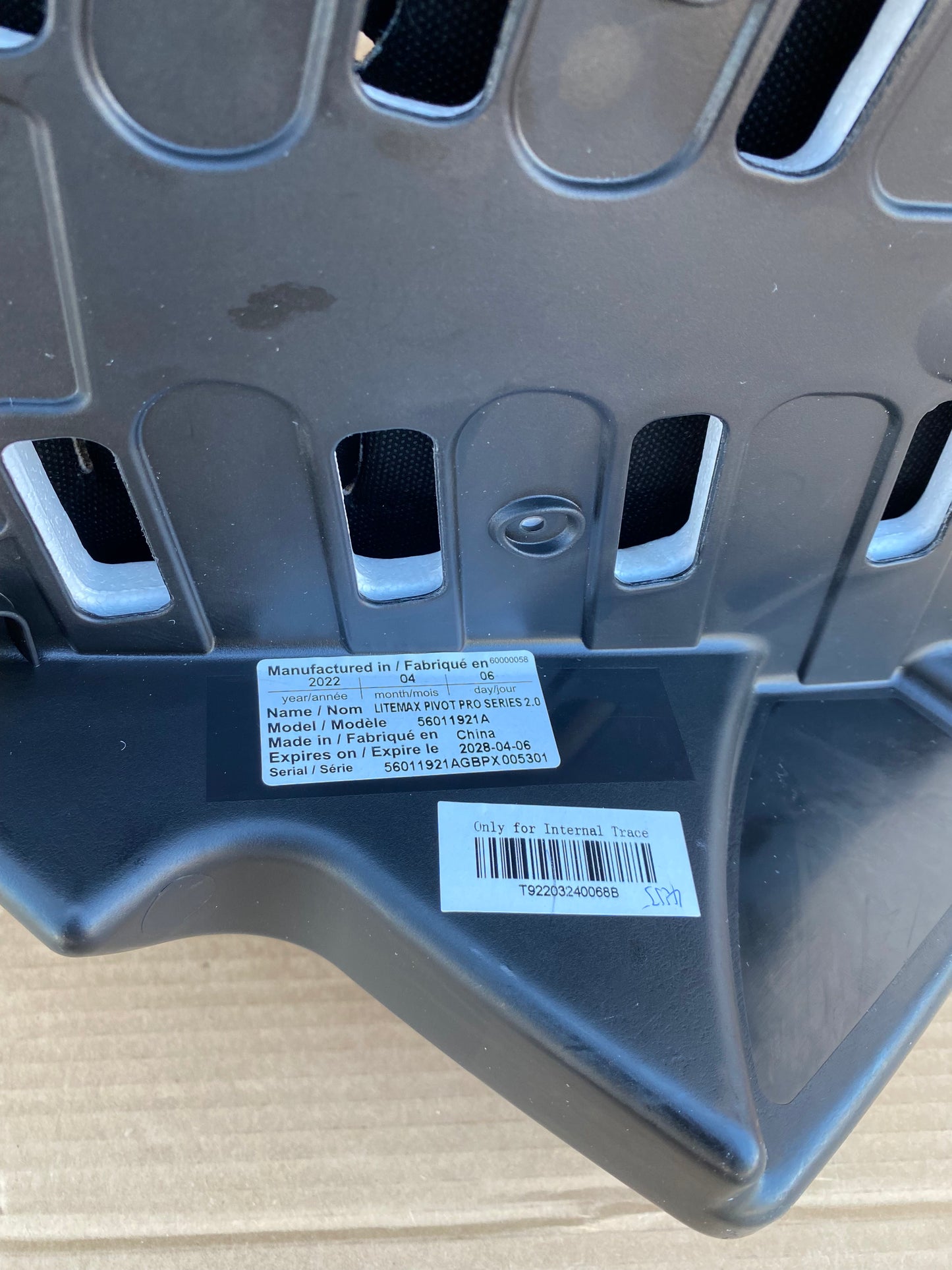 evenflo Litemax Pivot Pro Series 2.0 Infant Car Seat, Devon Gray - (READ)
