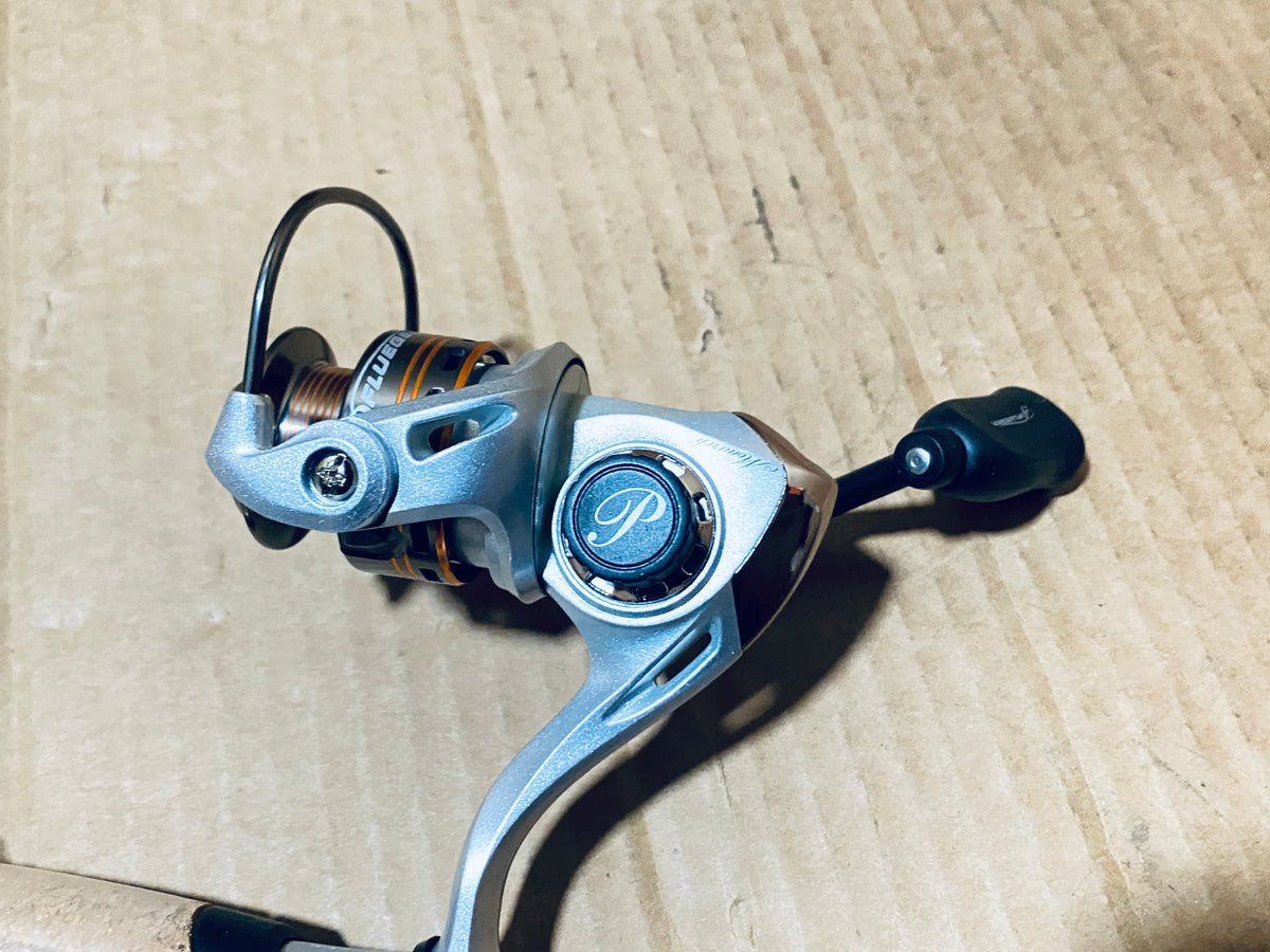 New Open Box Pflueger Monarch 2 Piece 7ft. UL Spin Combo