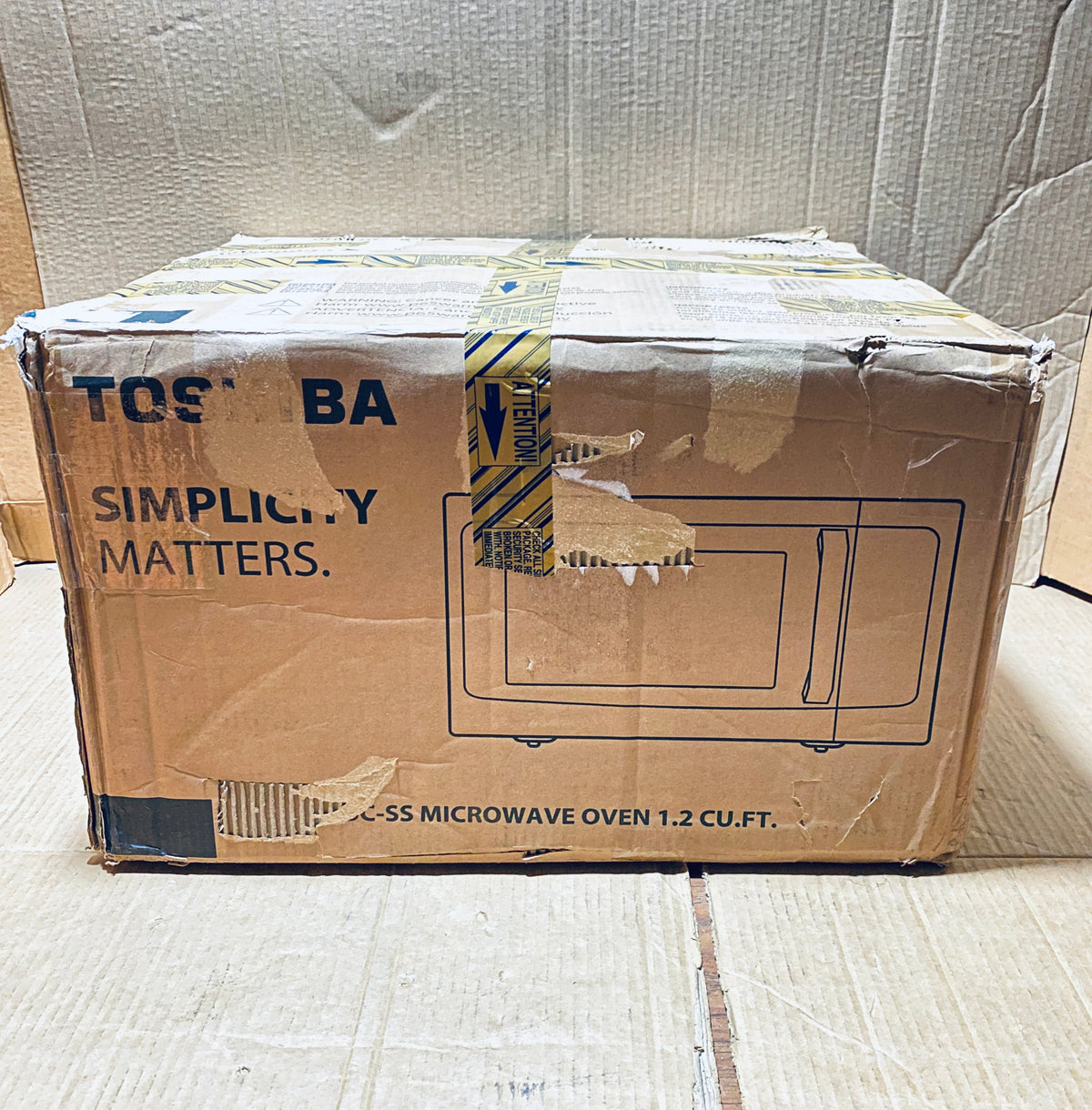 New Other TOSHIBA Countertop Microwave Ovens 1.2 Cu Ft With 12.4" Turntable
