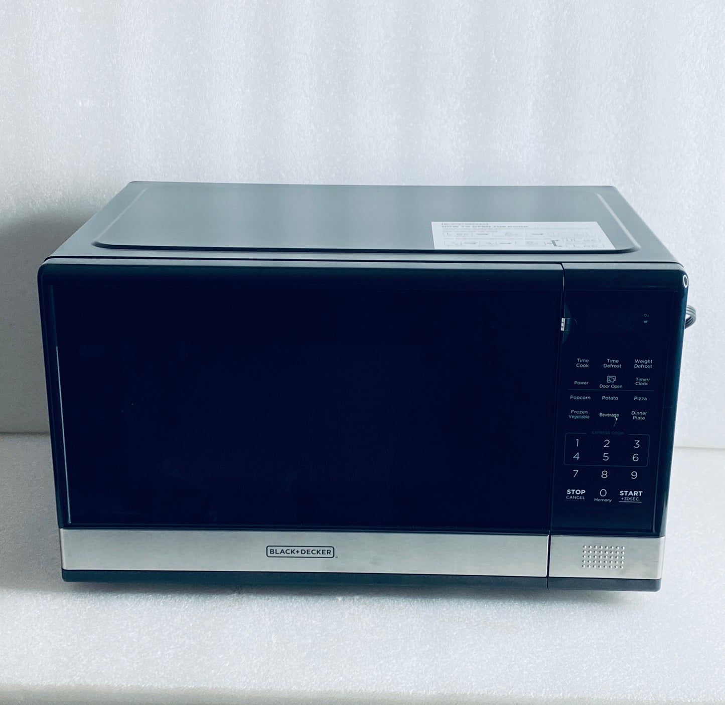 New Other BLACK+DECKER Digital Microwave Oven, 1.1cu.ft, Black & Stainless Steel