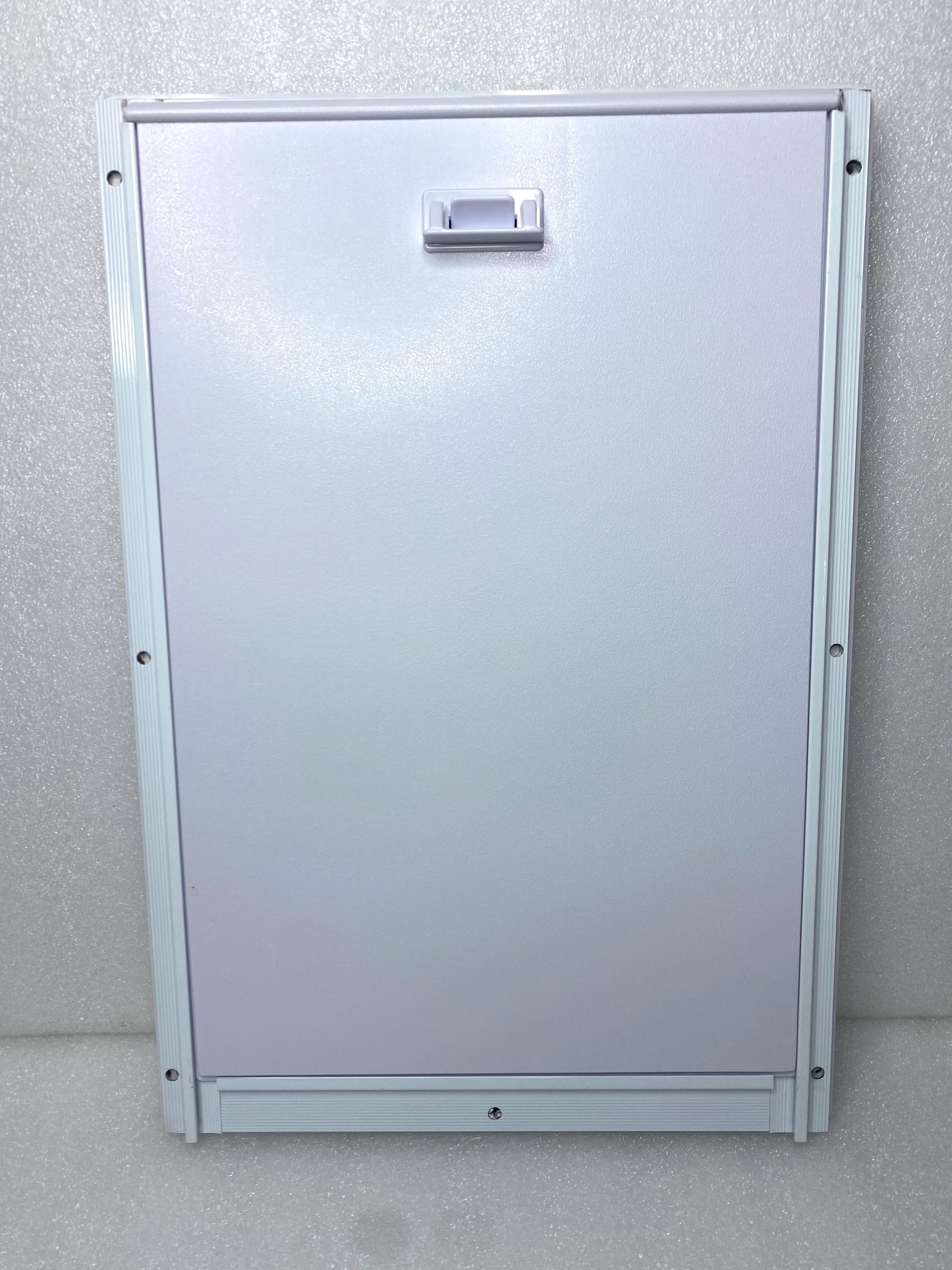 ideal Pet Products Screen-Guard Pet Door Large Flap Size 10 1/2” x 15”, White
