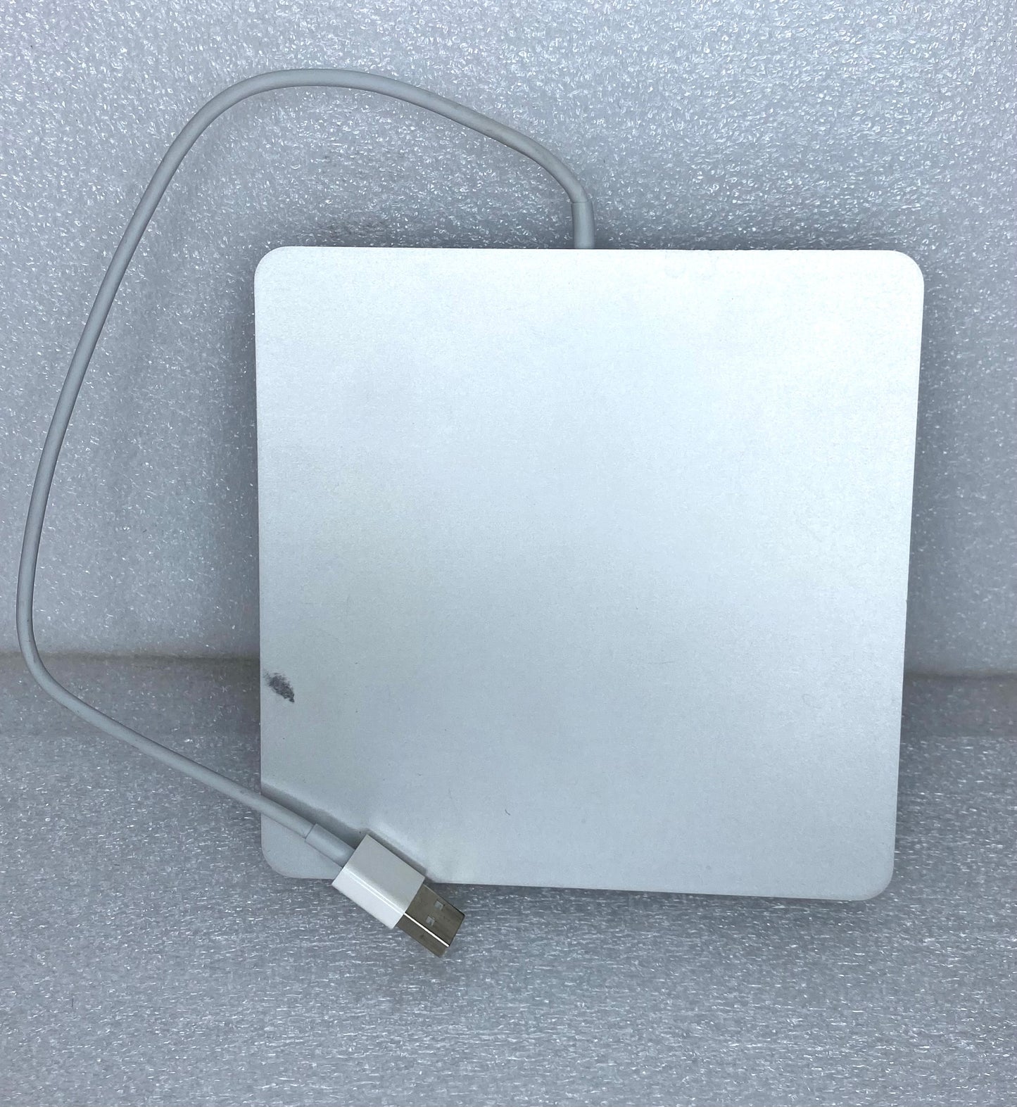 apple USB SuperDrive External Drive CD DVD, Silver, A1379, 6" x 5 1/2" - (READ)