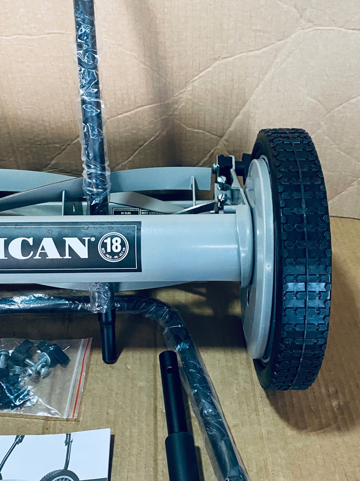 New Other American Lawn Mower 18 Inch 5 Blade Push Reel Lawn Mower, Grey