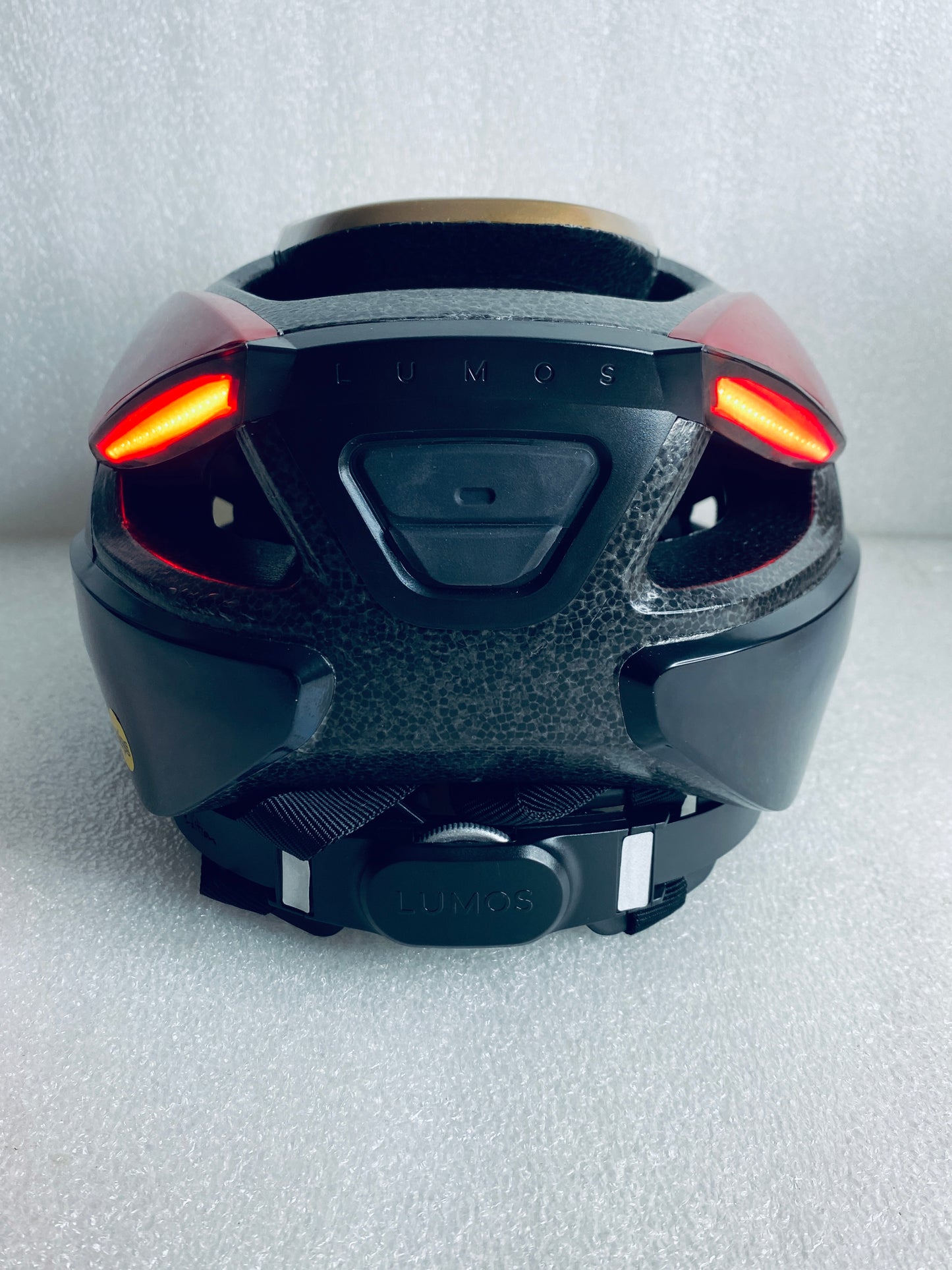 New Other Lumos Ultra Size M/L Bluetooth Iron Commuter Smart Helmet With Remote